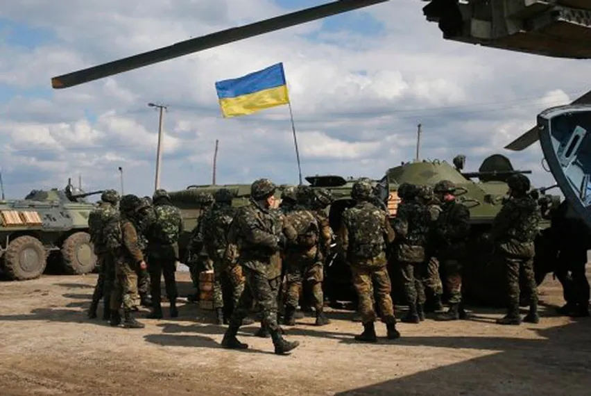 Капитал - Армия Украины нанесла бомбовые удары по аэропорту Донецка