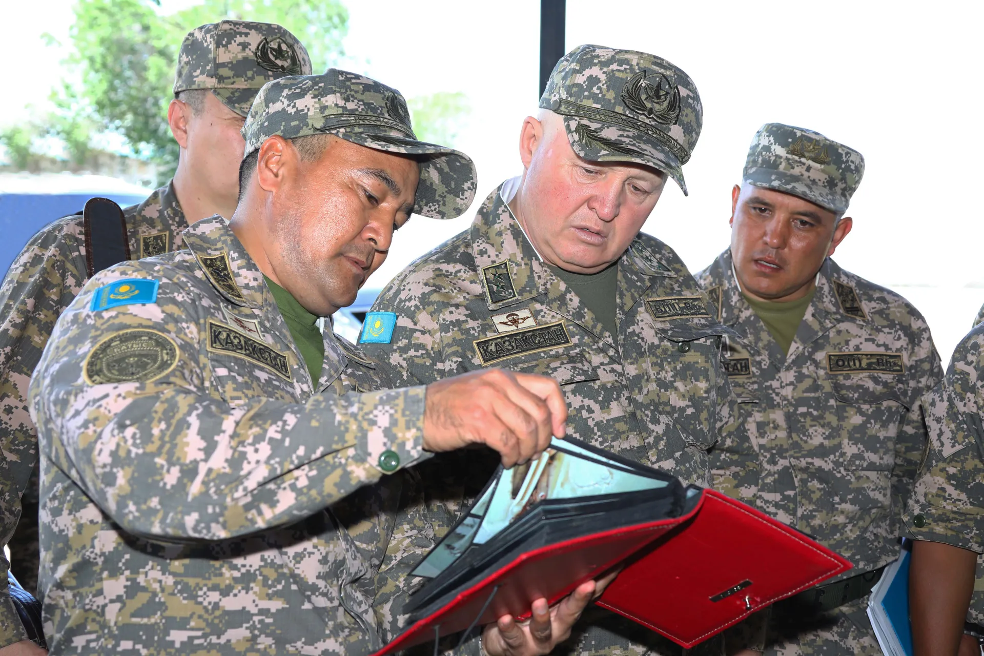 Капитал - Руководство Минобороны начало проверку воинских частей