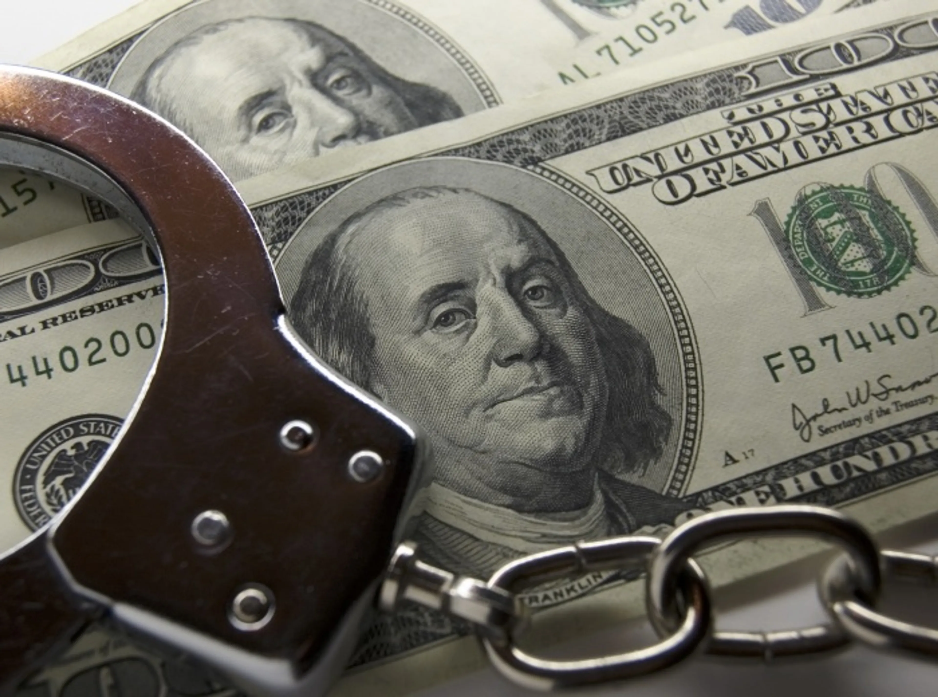 Капитал - Уголовная ответственность за обещание дать взятку?