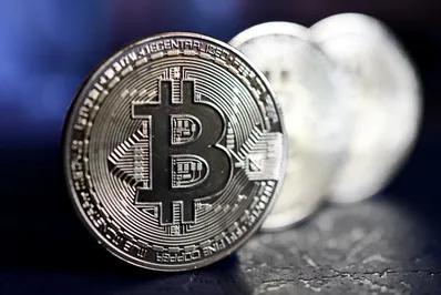 Все взгляды на Bitcoin: рынок ждет слом тренда