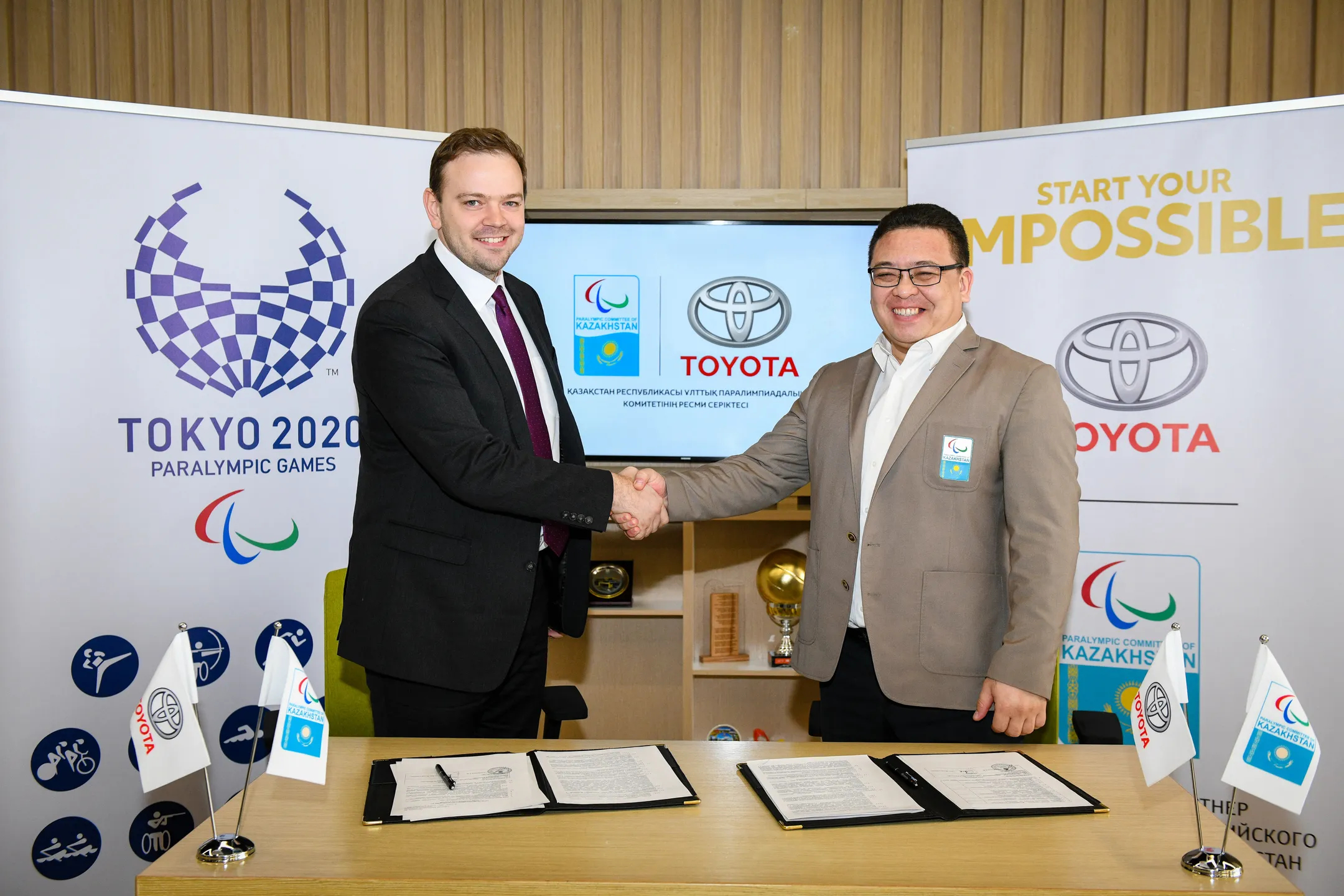 Тойота передала Паралимпийскому комитету 6 микроавтобусов - Image Kapital.kz