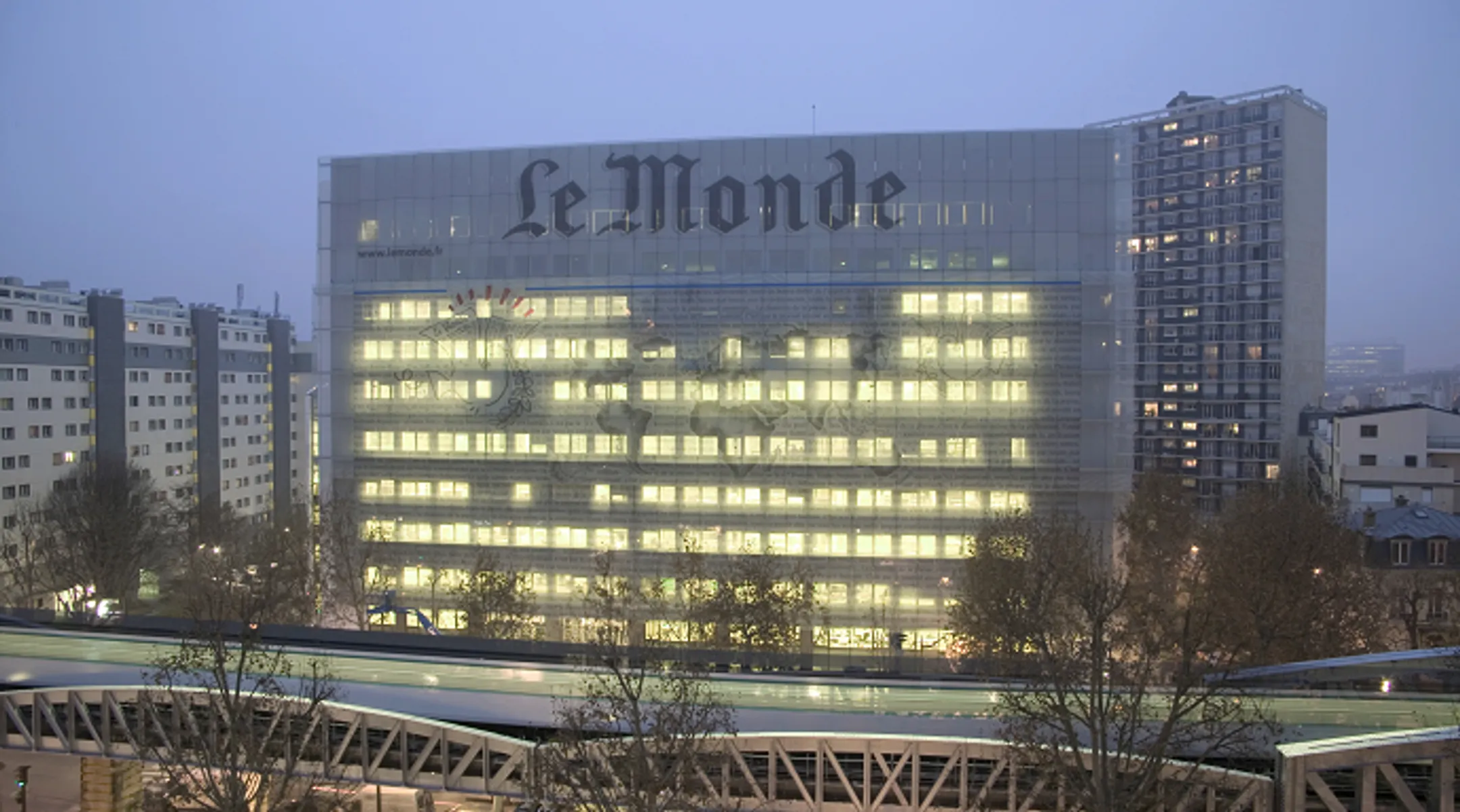 Французская газета Le Monde выплатит неустойку «Реалу» и «Барселоне» - Image Kapital.kz