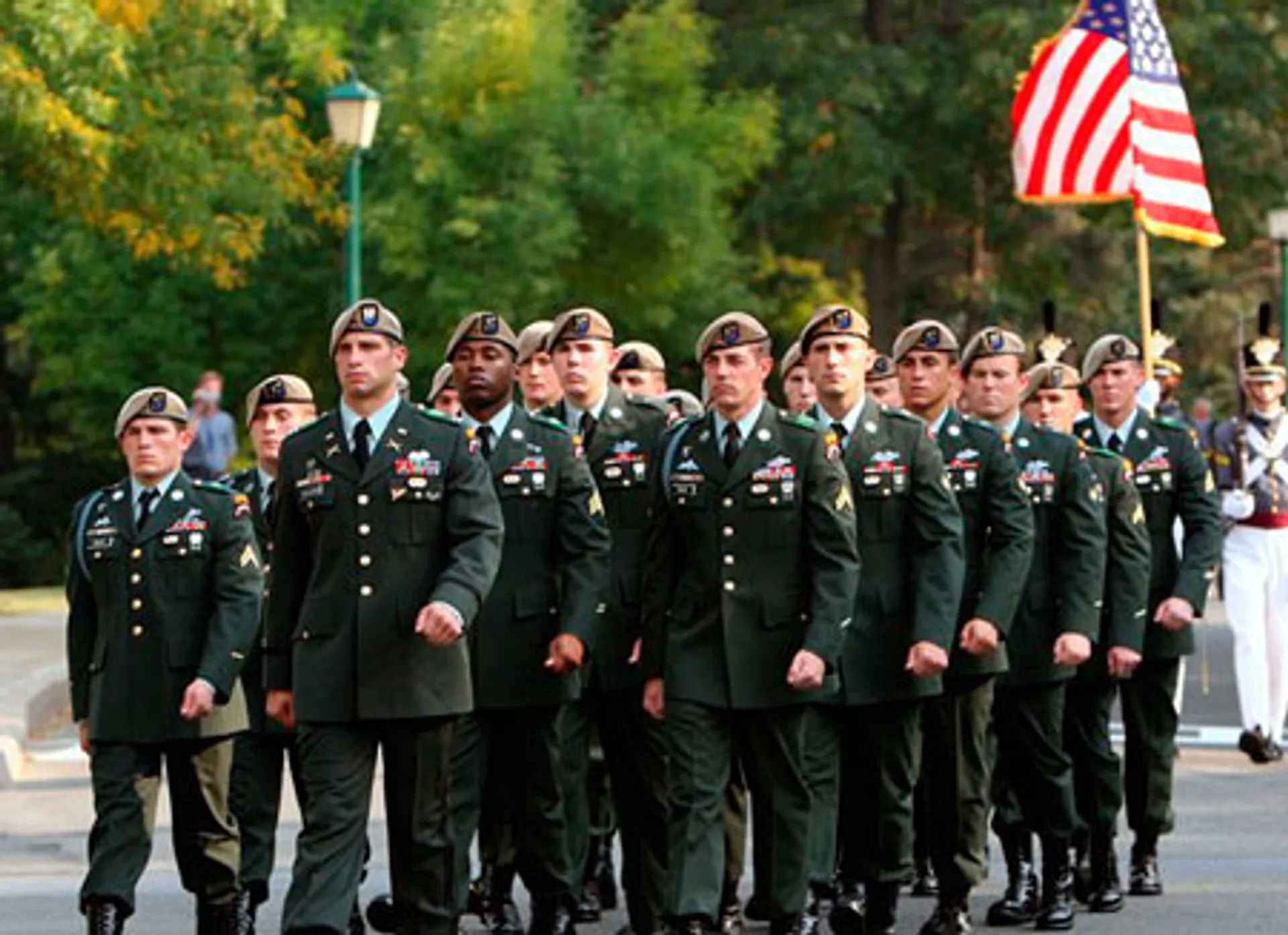 Капитал - США потратит на оборону $512 млрд.