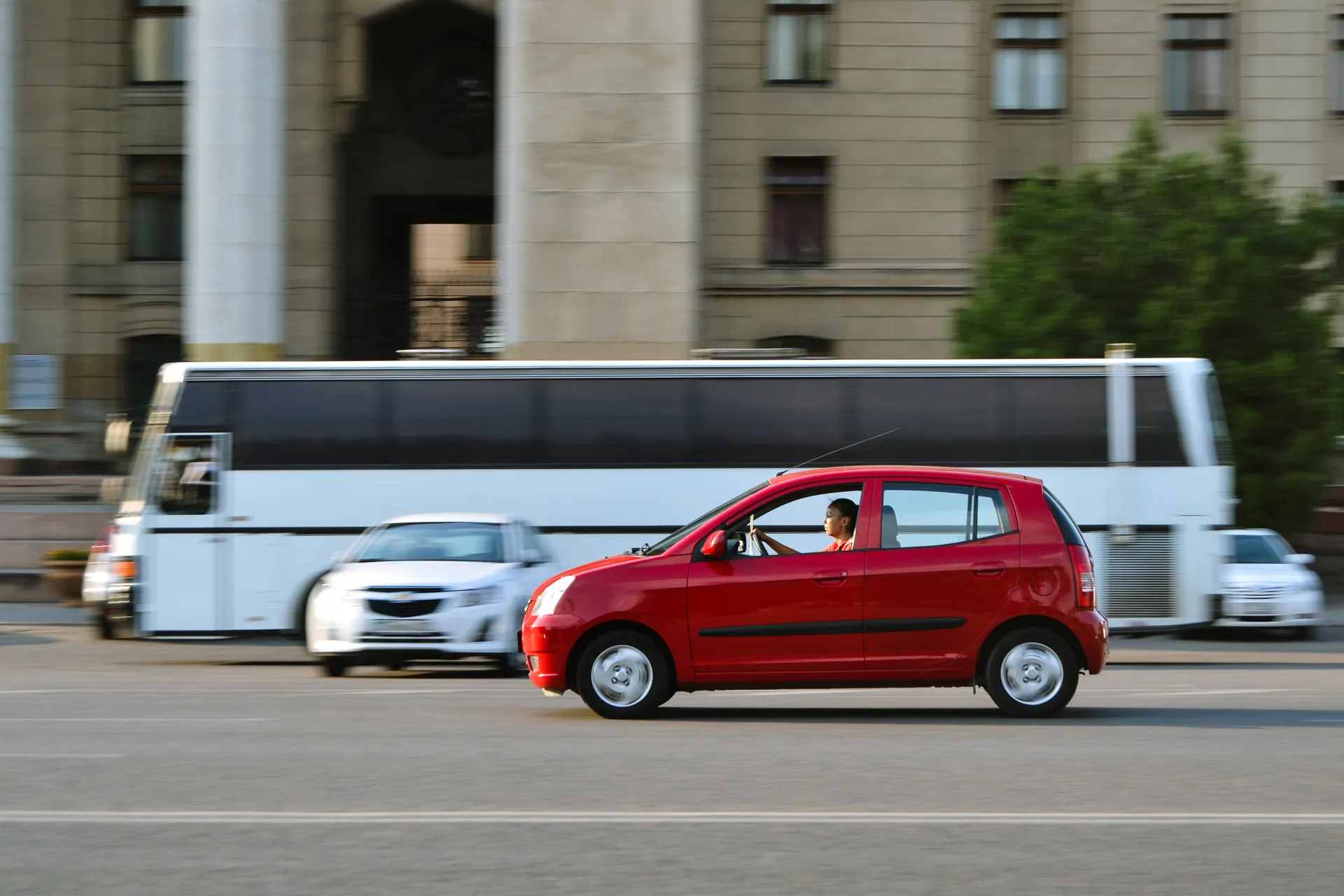 Капитал - Доходы от автобусных перевозок сократились на 3,4% за год