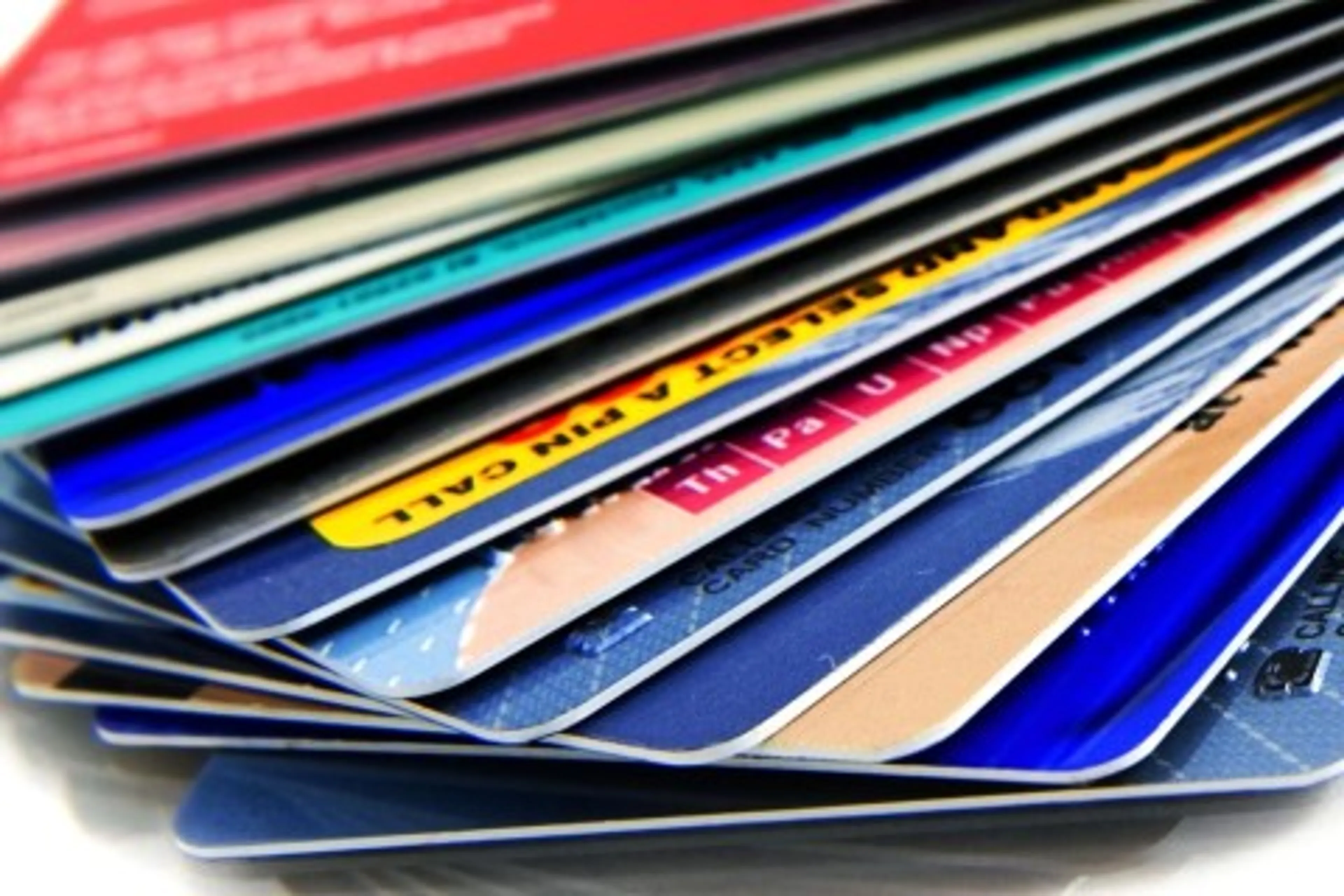 Капитал - 114 поддельных банковских карт изъяли у жителя Алматы