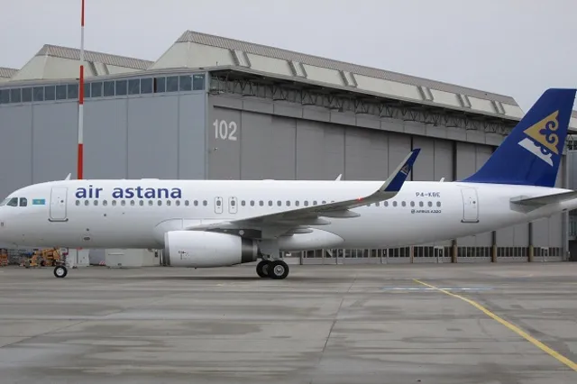 Новый авиалайнер Airbus A320 в авиапарке Эйр Астаны