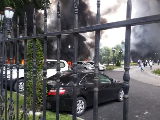 Капитал - В Алматы погиб водитель взорвавшегося бензовоза