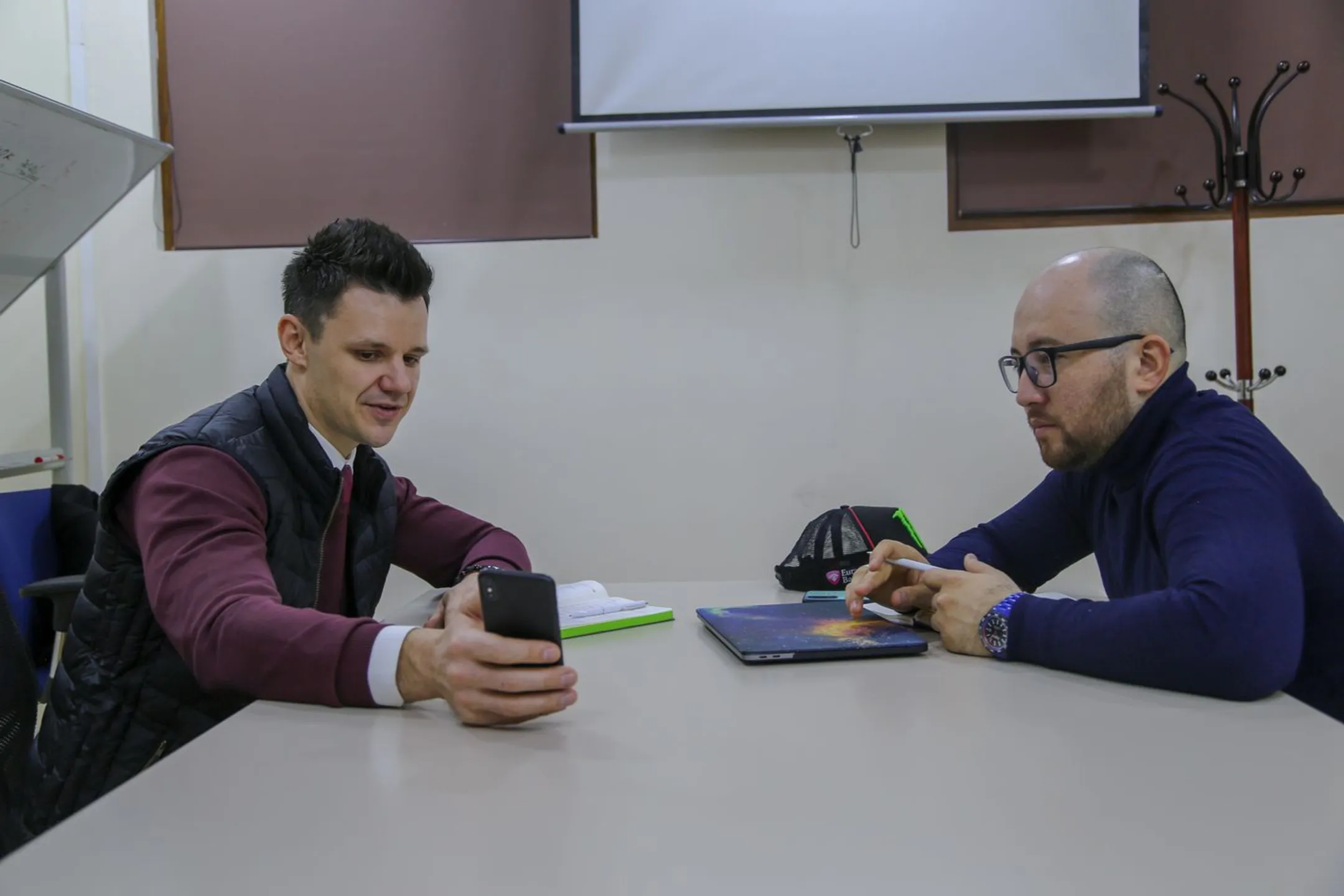 Александр Савельев и Нурболат Тилеуов 