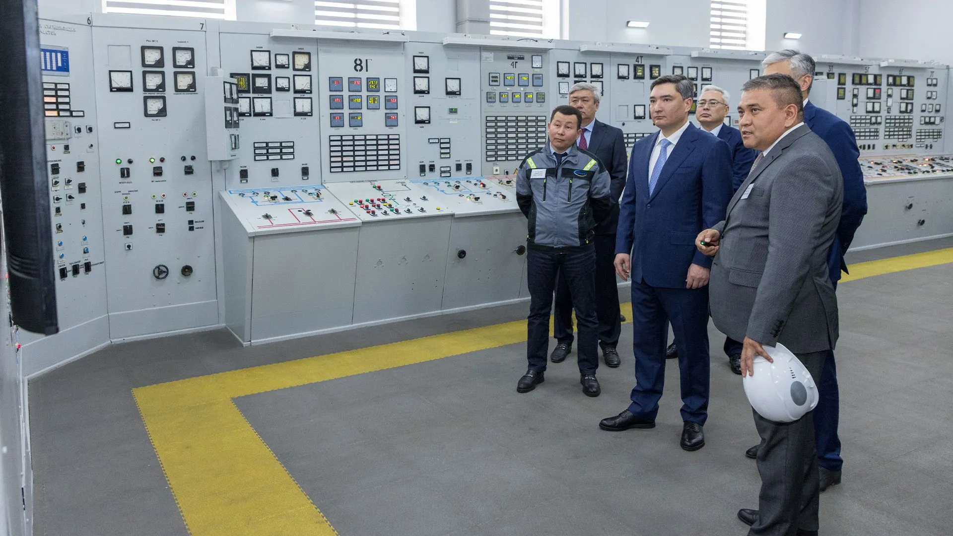 Премьер проверил ход реконструкции ТЭЦ в области Улытау  
