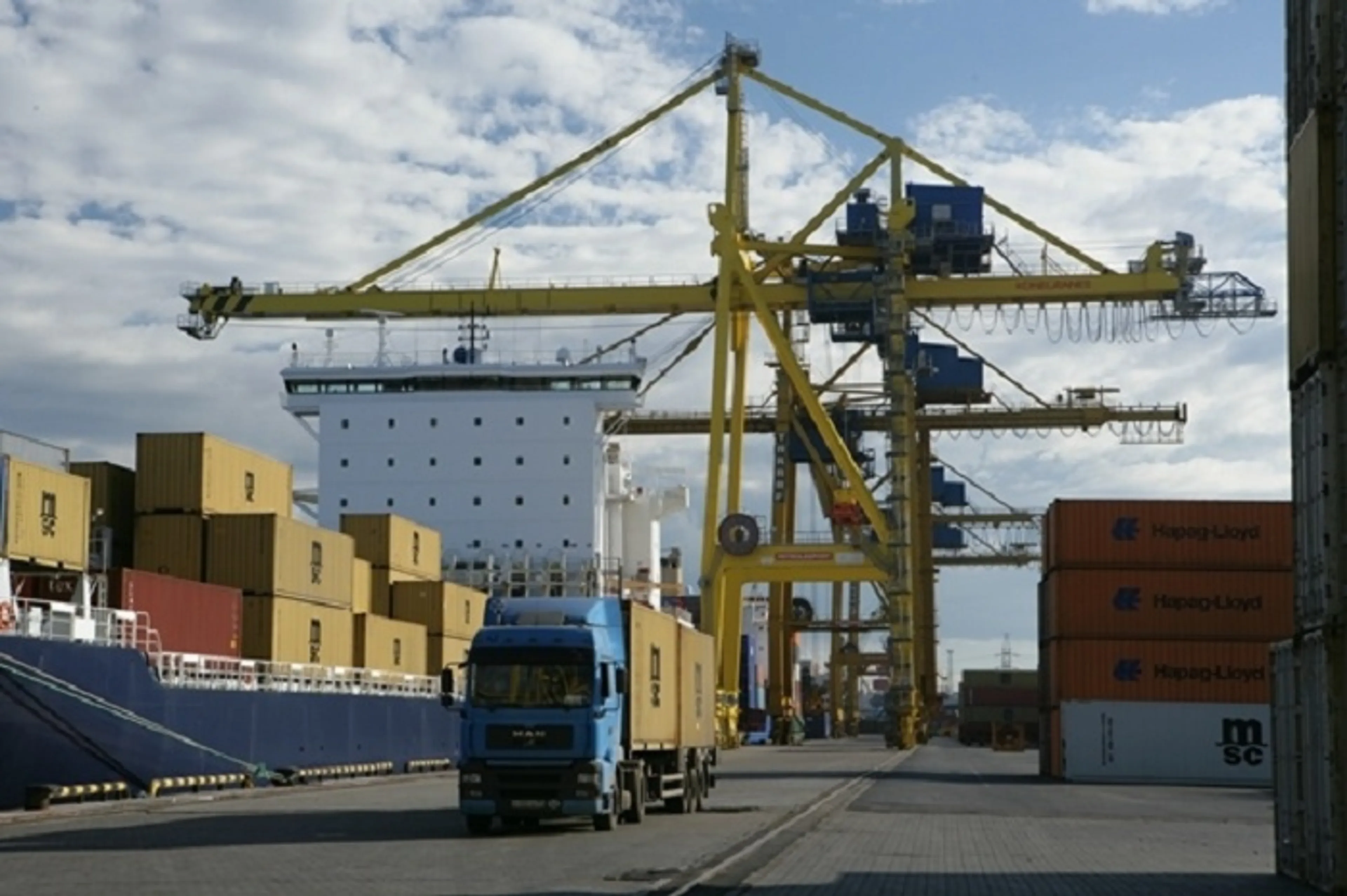 Капитал - Доход от транзита грузов по РК составляет $1 млрд.