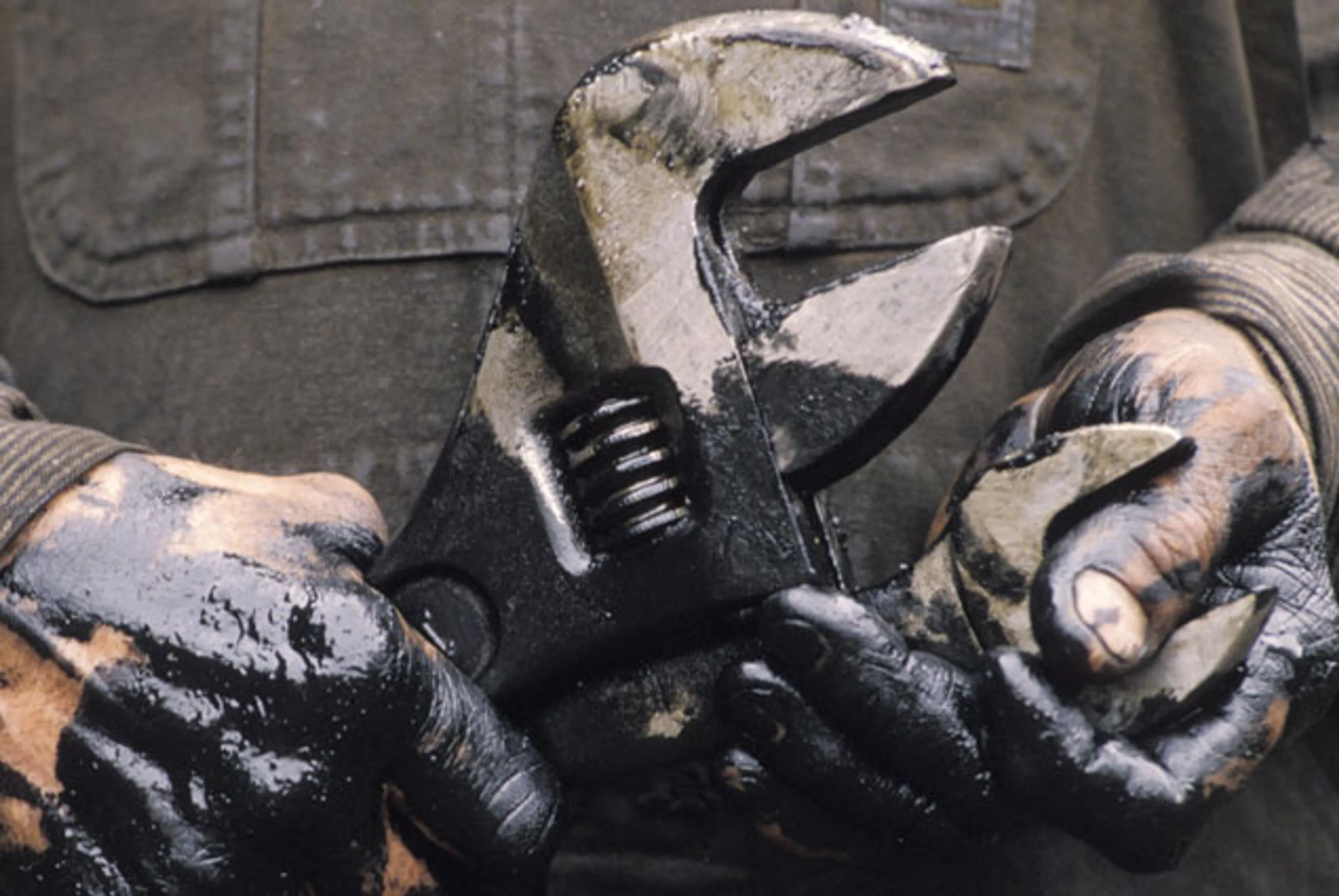 Капитал - Total сократила инвестиции в разведку на $1 млрд