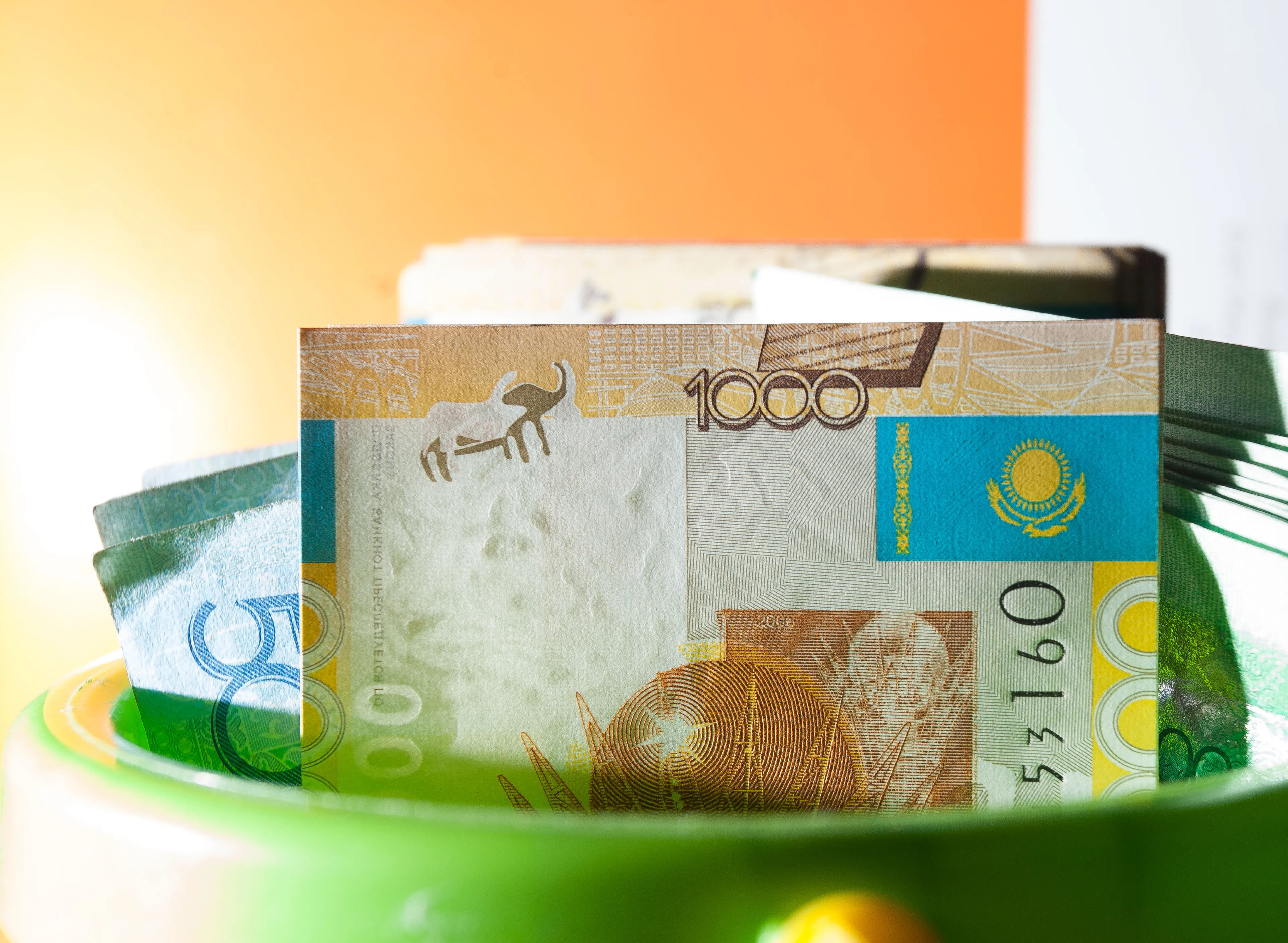 Капитал - За год казахстанцы перечислили в ЕНПФ 632 млрд тенге