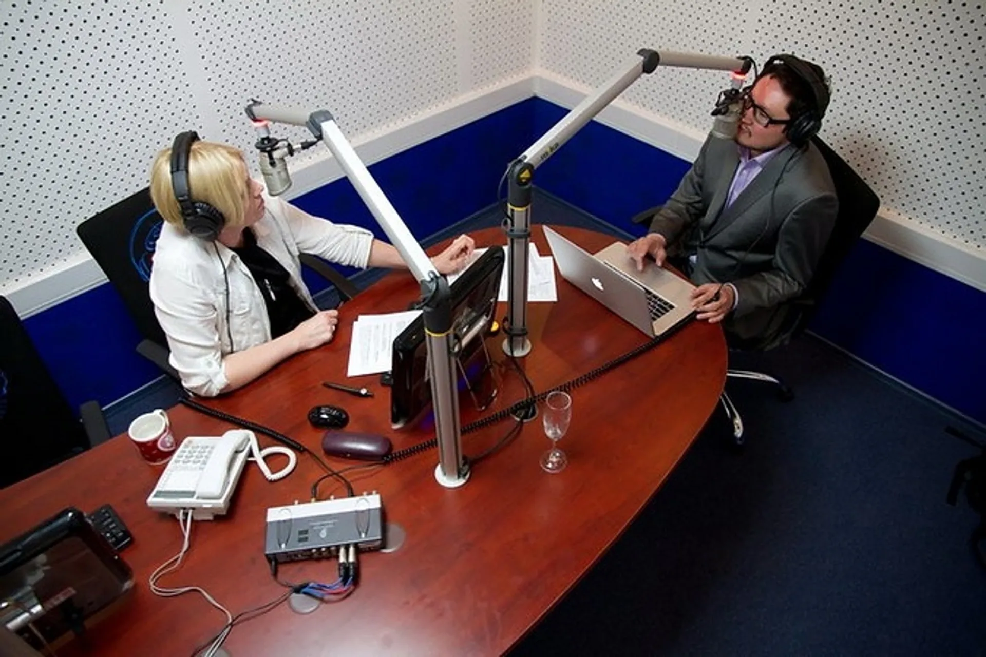 Капитал - Телеканал Астана и Радио NS выставляют на продажу