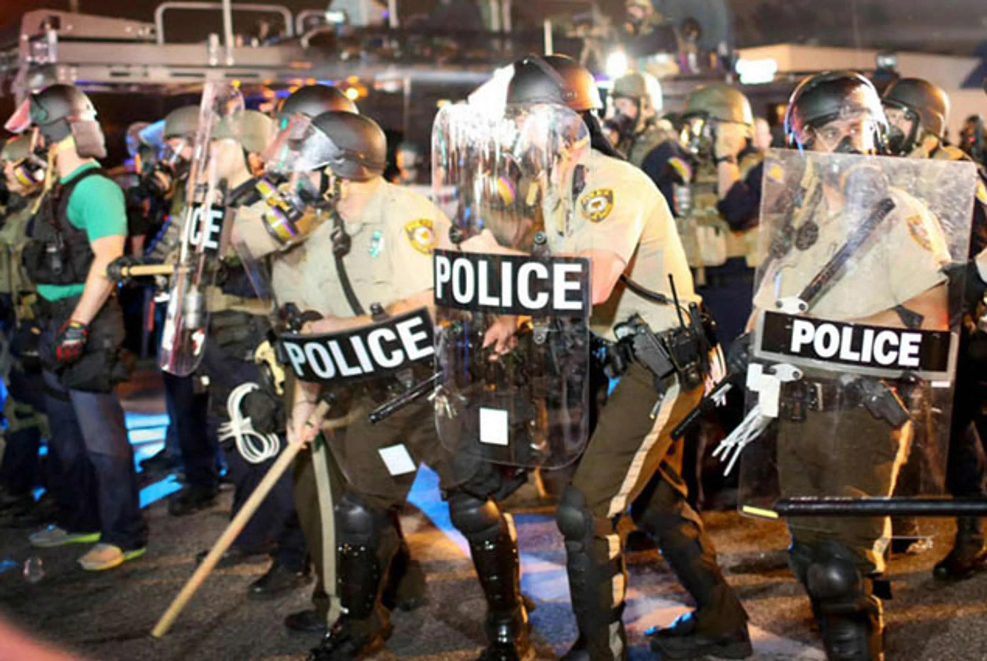 Капитал - В Фергюсоне вновь начались беспорядки