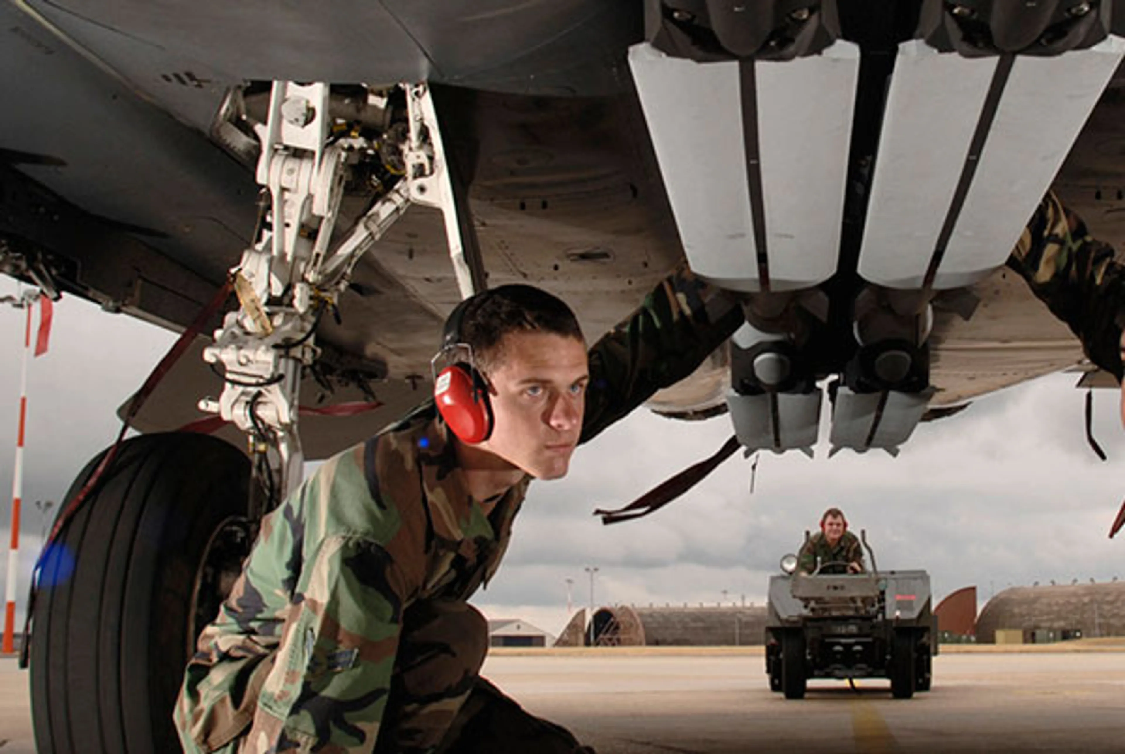 Капитал - США испытали бункерную бомбу