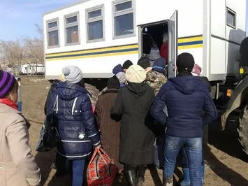 В зонах подтопления продолжается эвакуация жителей