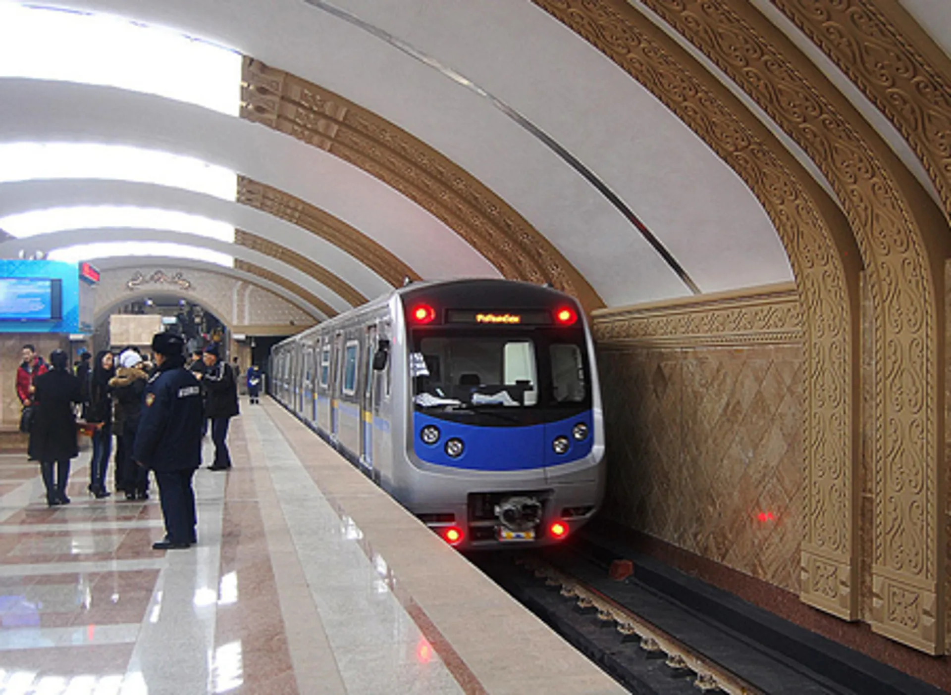 Капитал - Пассажирооборот метрополитена Алматы вырос на 6 тыс. человек