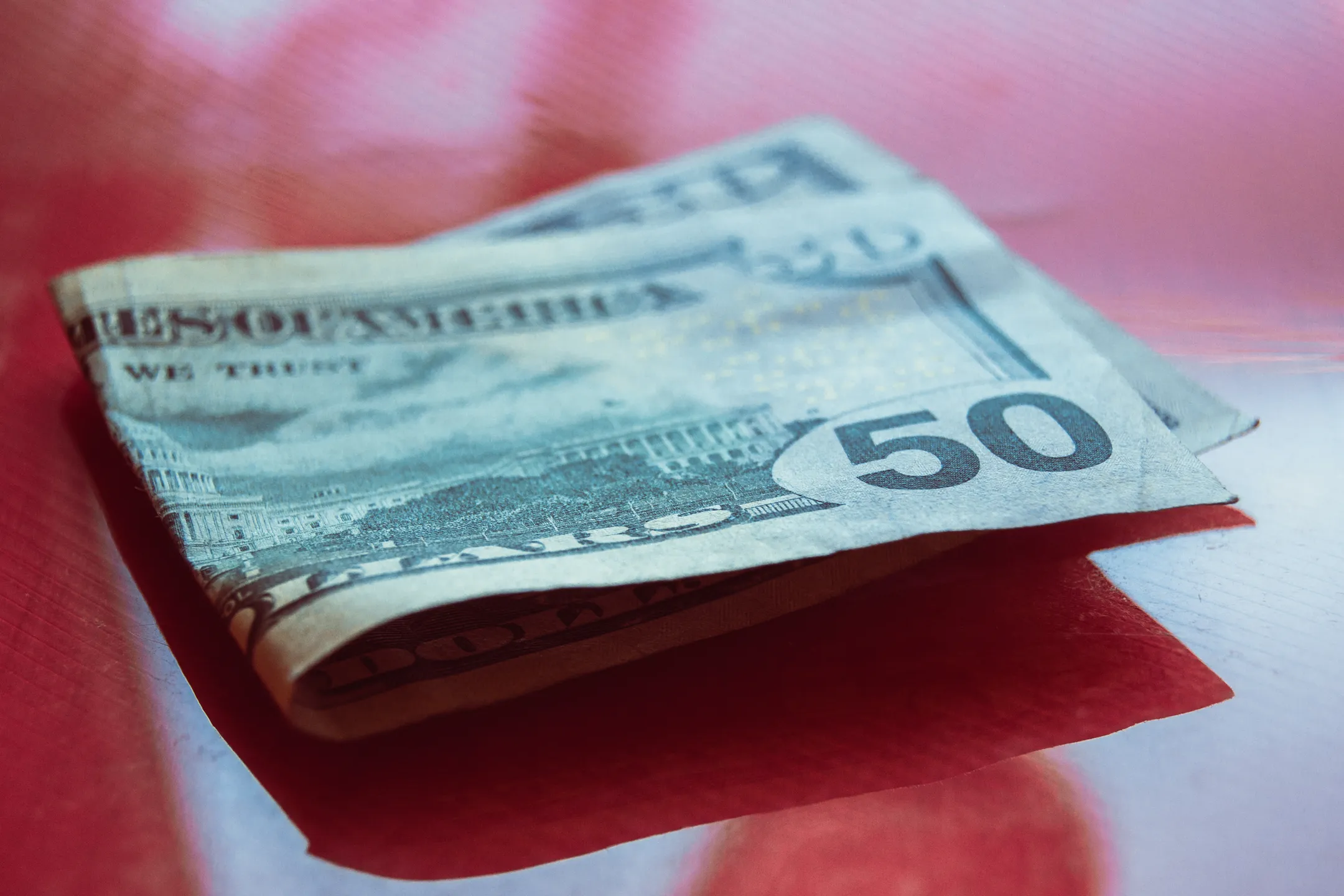 Дневные торги: 383,8 тенге за доллар - Image Kapital.kz