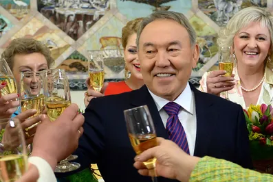 Президент РК поздравил женщин с 8 марта