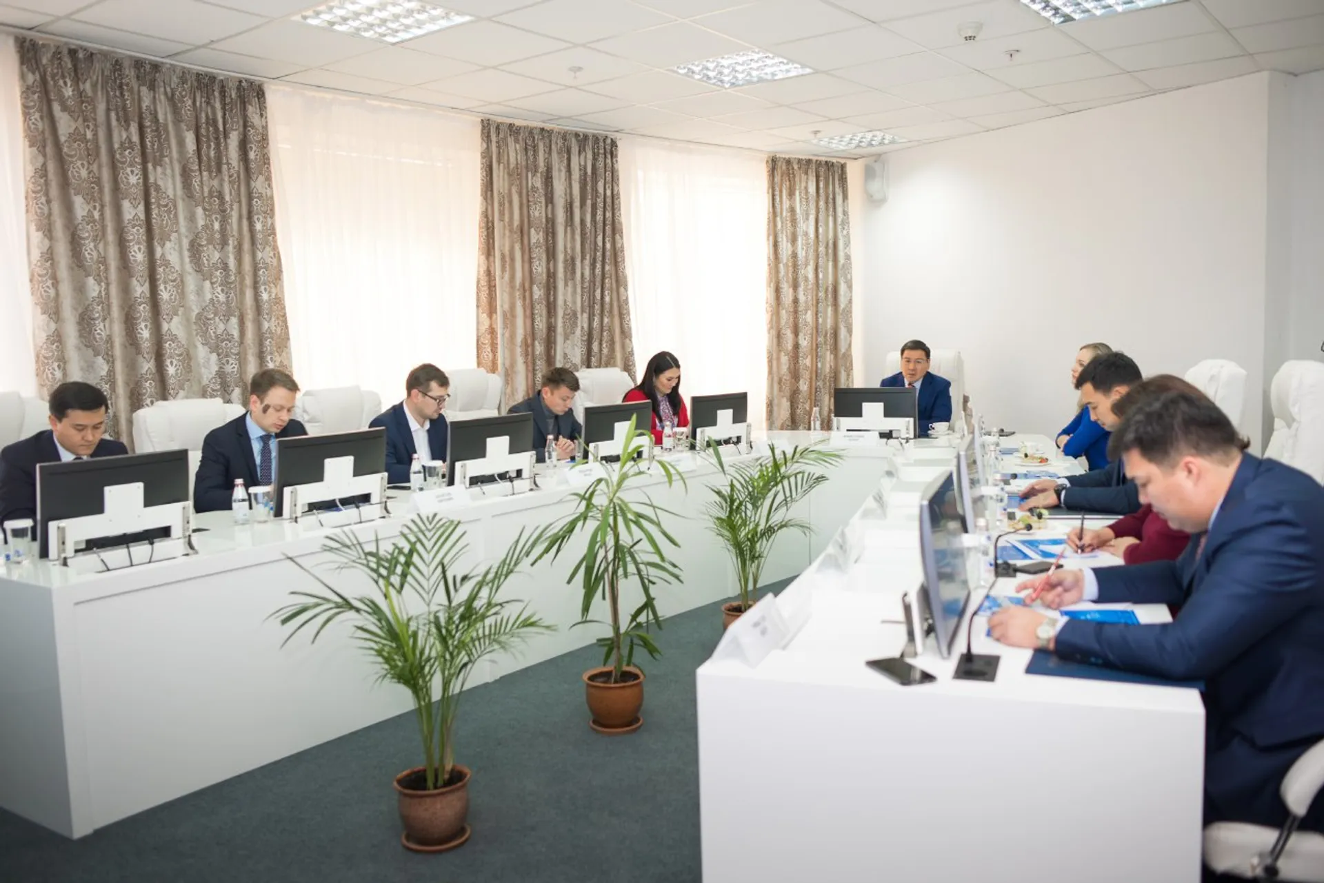 Капитал - Цифровые комиссары подготовили около 50 замечаний и предложений