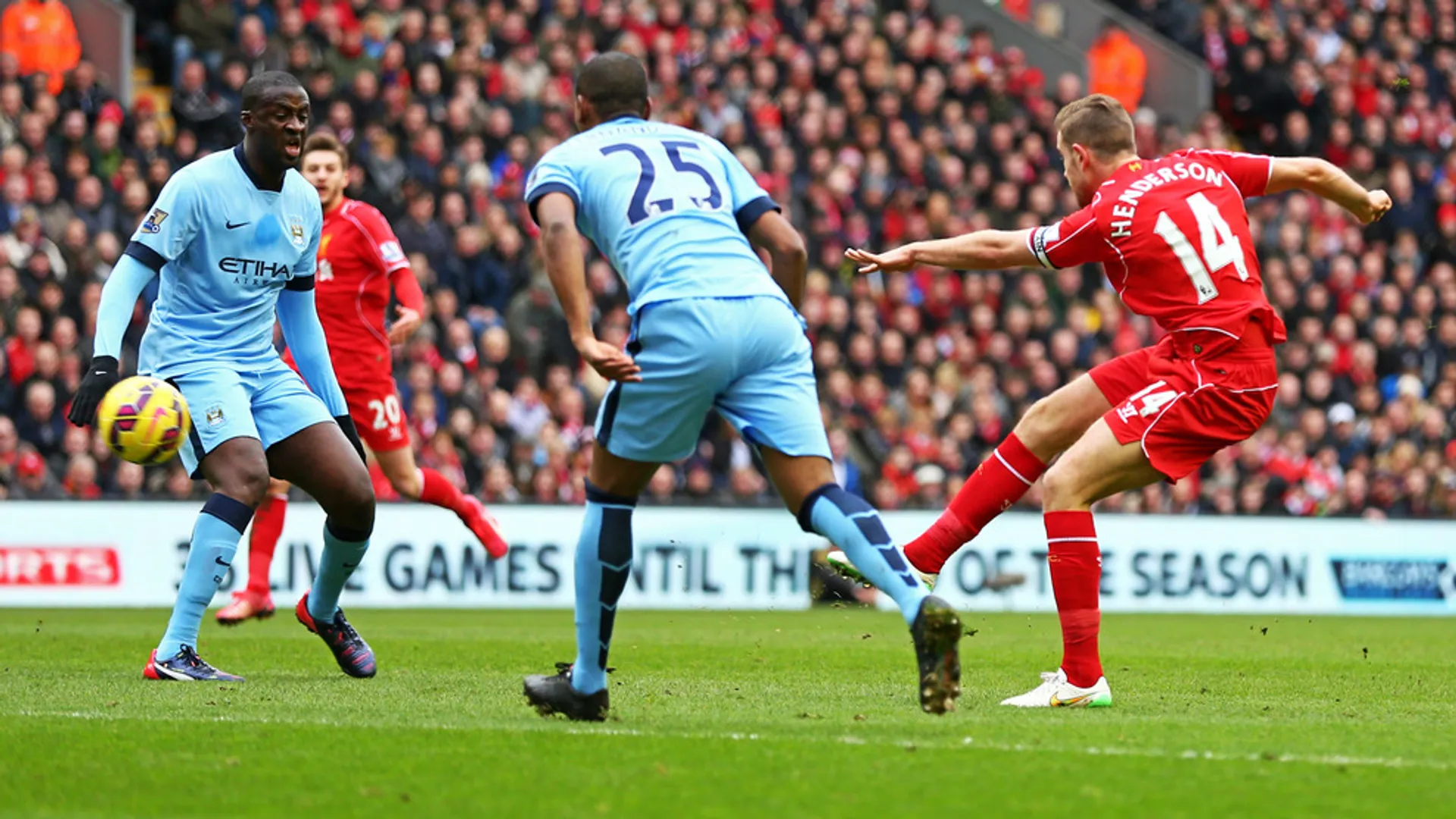 Капитал - Футбольный уикенд в Европе выдался богатым на события