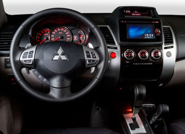 Капитал - Mitsubishi обновили Pajero Sport