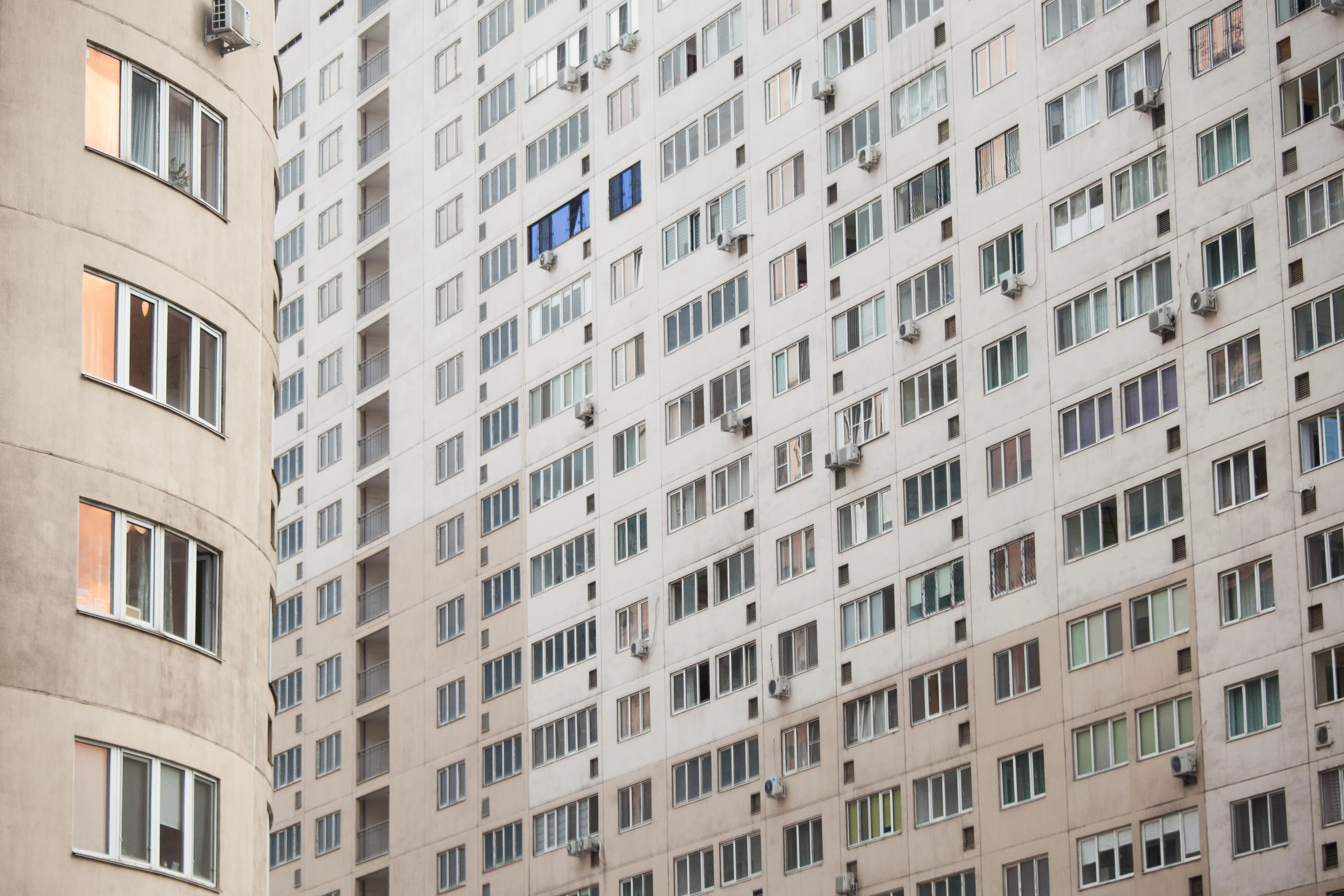 Капитал - Жилищное строительство теряет темпы