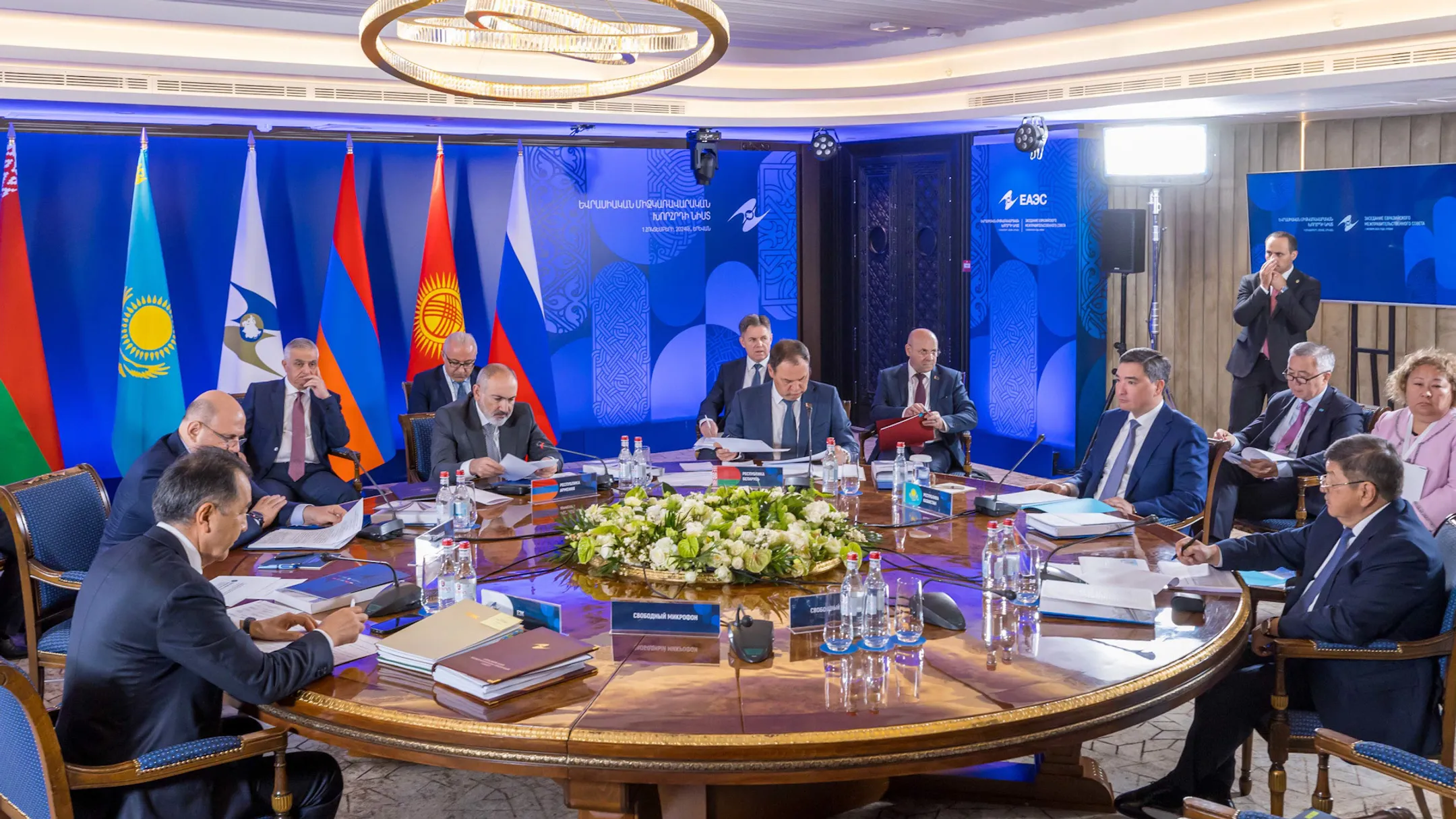 Премьер принял участие в заседании Евразийского межправсовета в Ереване - Image Kapital.kz