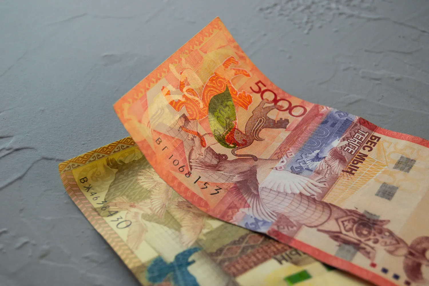 С начала года казахстанцам выплатили пенсии на 704,9 млрд тенге