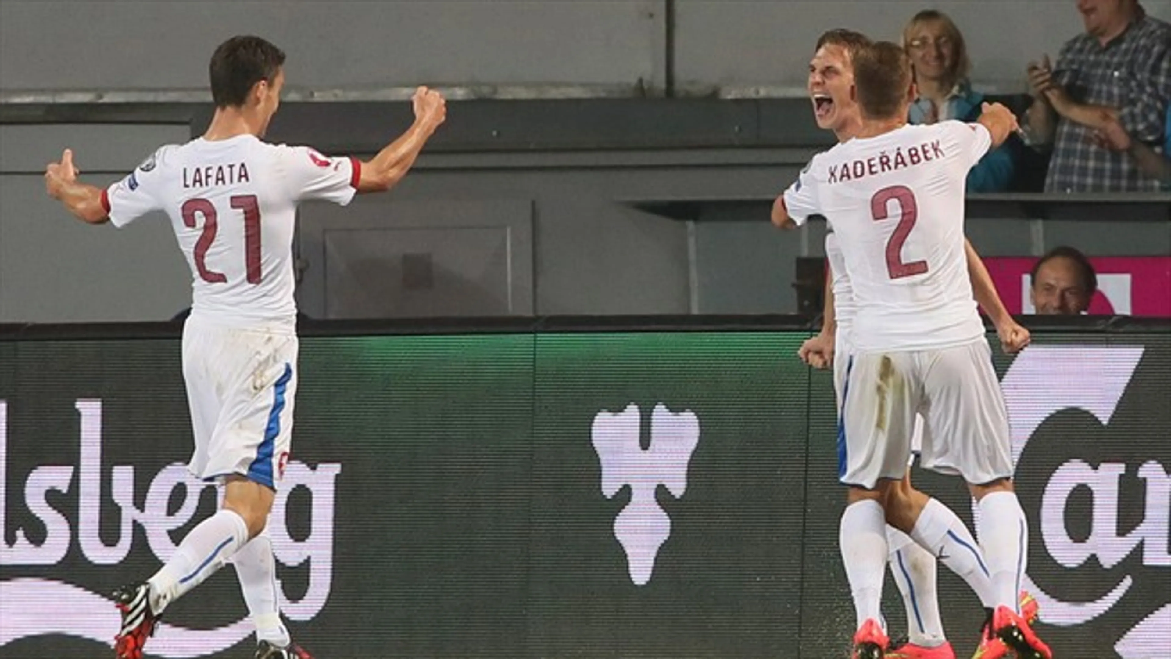 Капитал - Соперники сборной Казахстана по Евро-2016 провели свои матчи