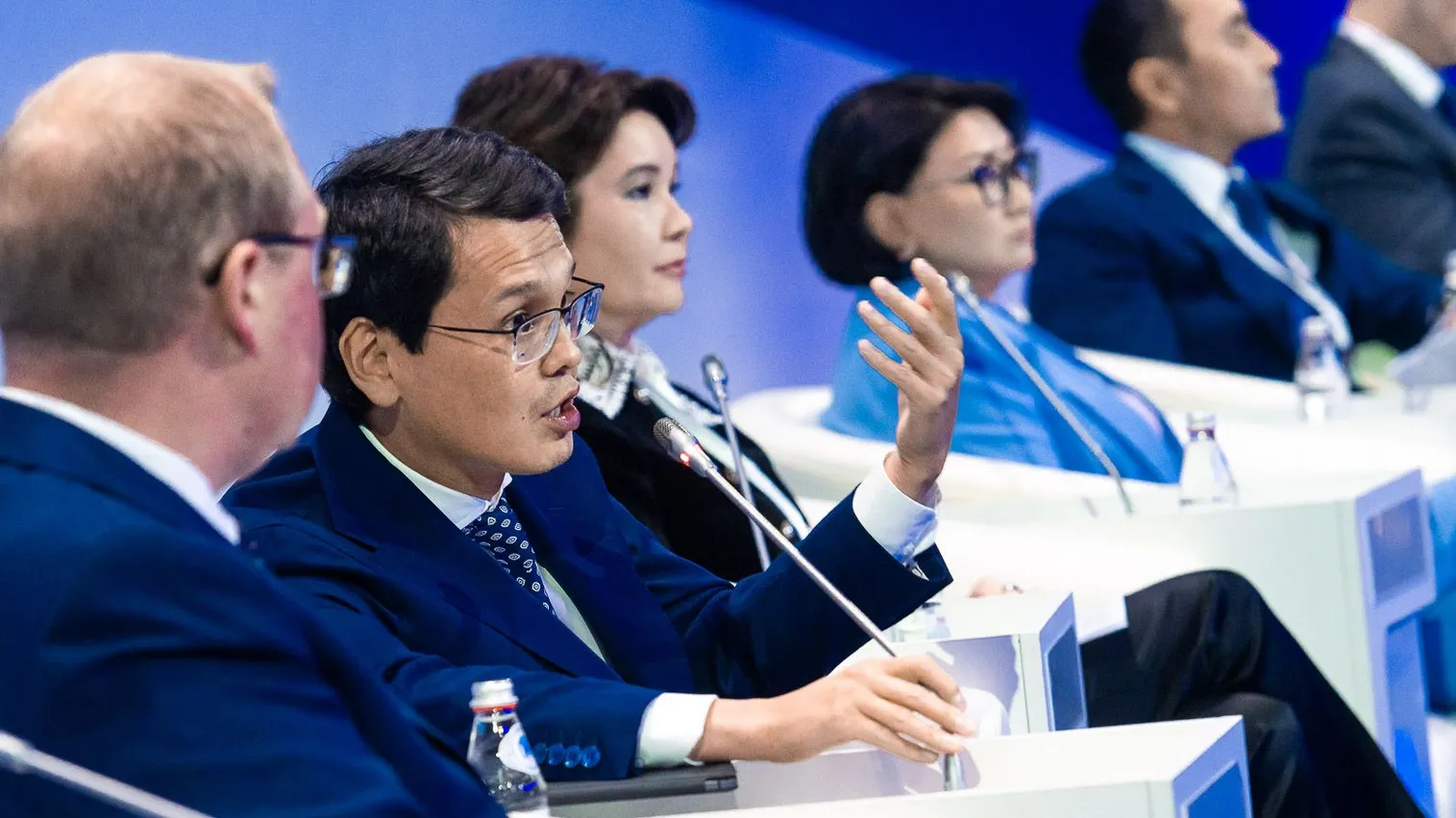 Глава государства ознакомился с цифровыми разработками бизнеса - фото kapital.kz