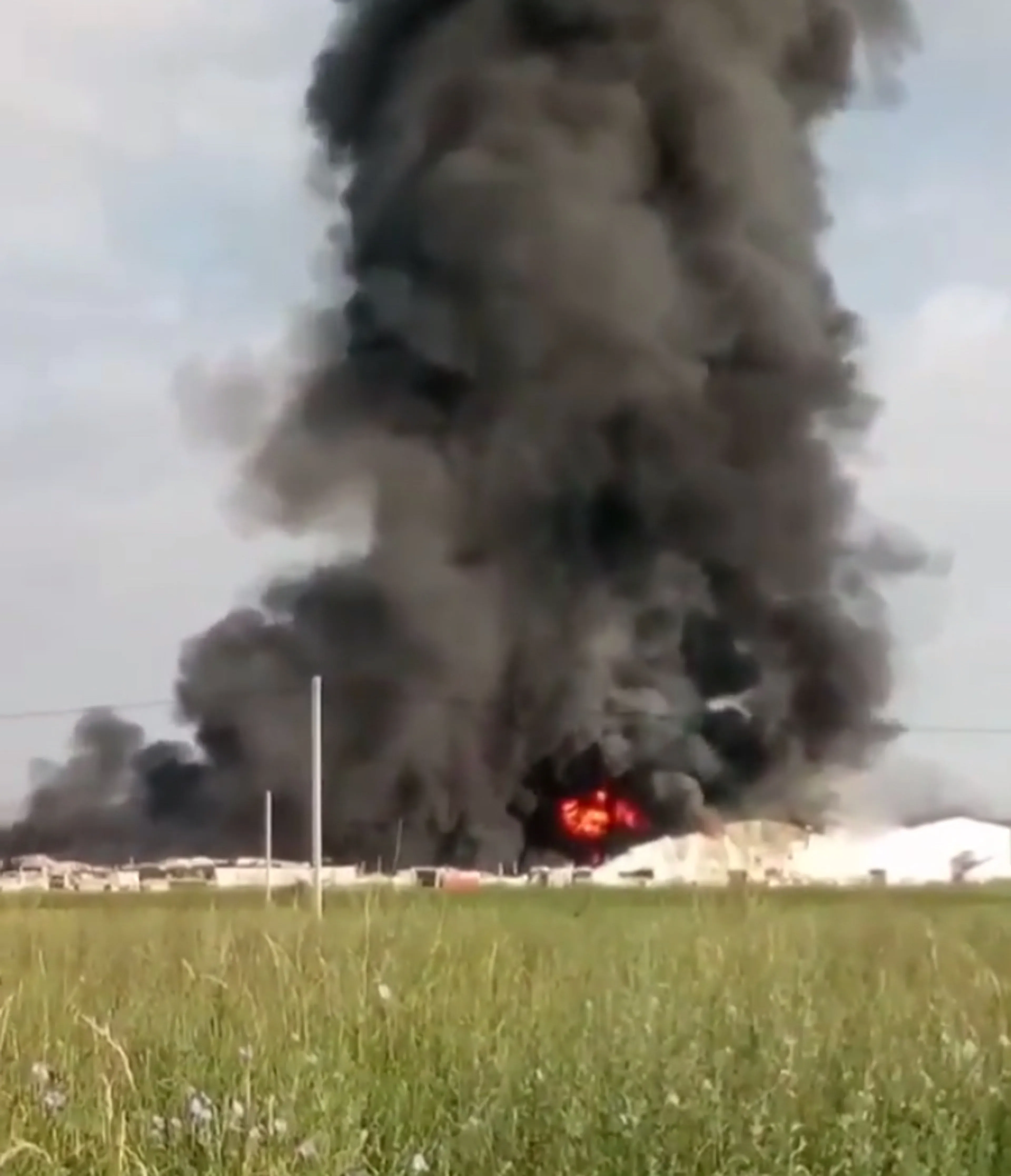 Капитал - В Алматы горели складские помещения