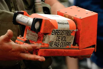 Черные ящики Боинга могут установить причину трагедии косвенно