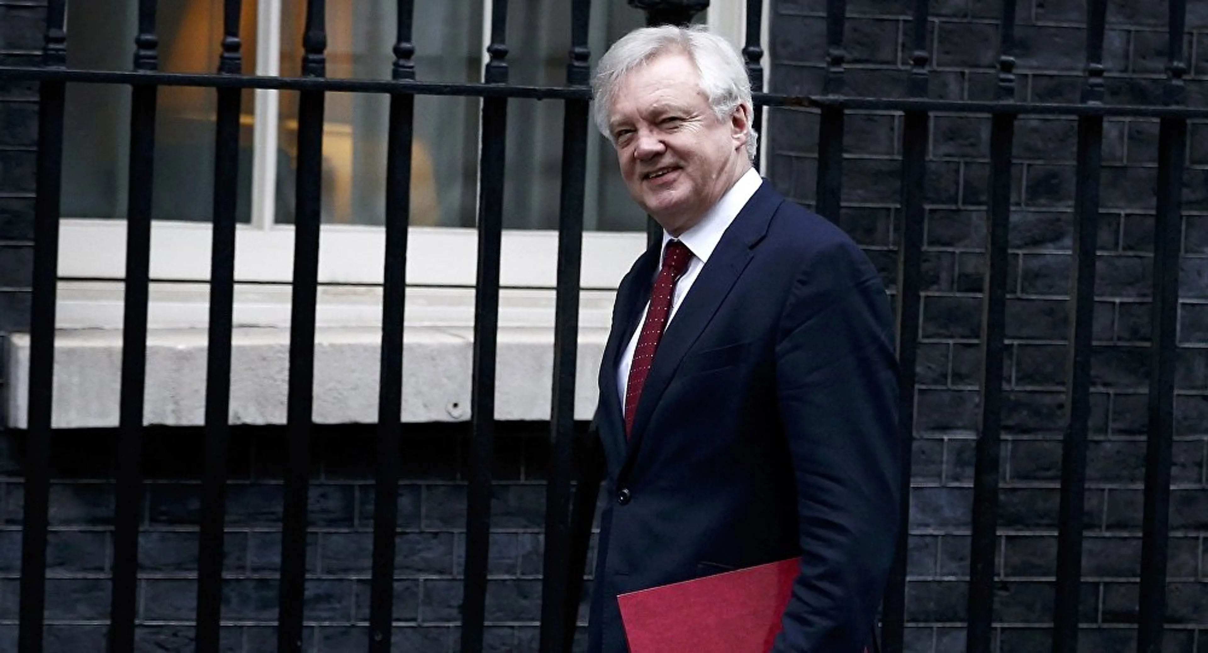 Капитал - Лондон объявил дату выхода из ЕС