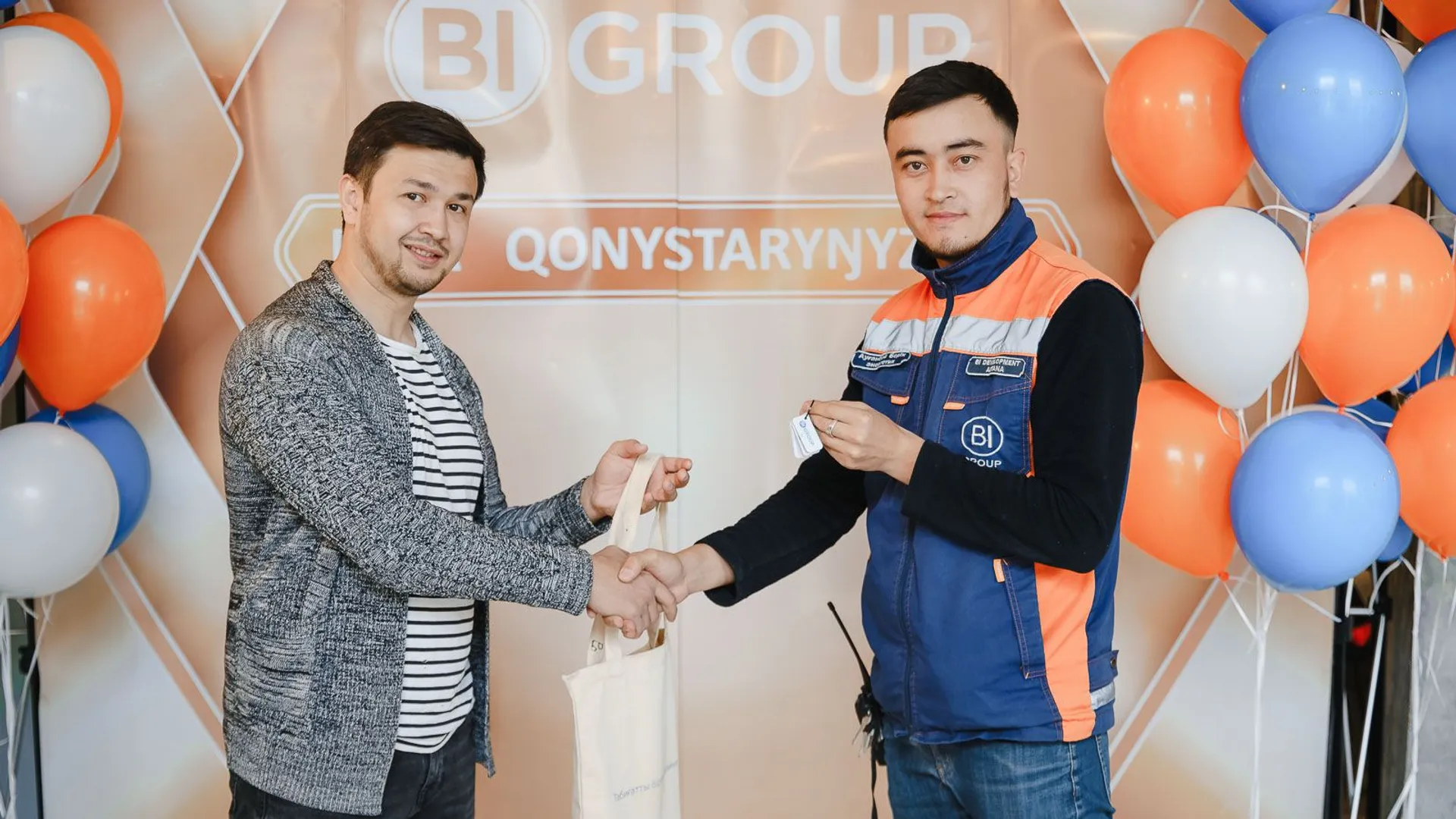 Капитал - Перед праздниками ключи от своих квартир получили 302 собственника