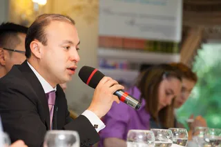 Капитал - Цеснабанк не планирует покупать какой-либо банк