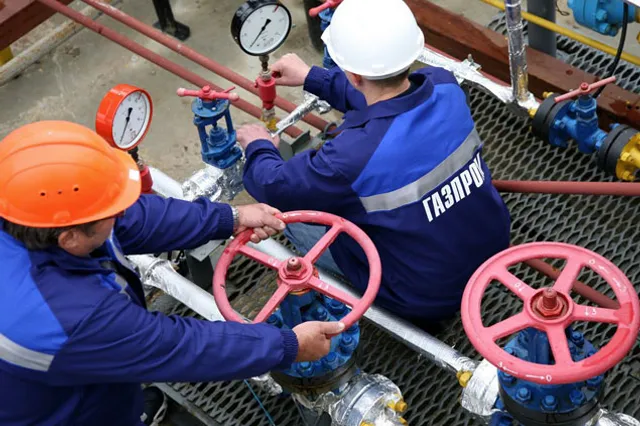 Газпром покинул трехсторонние переговоры по газу