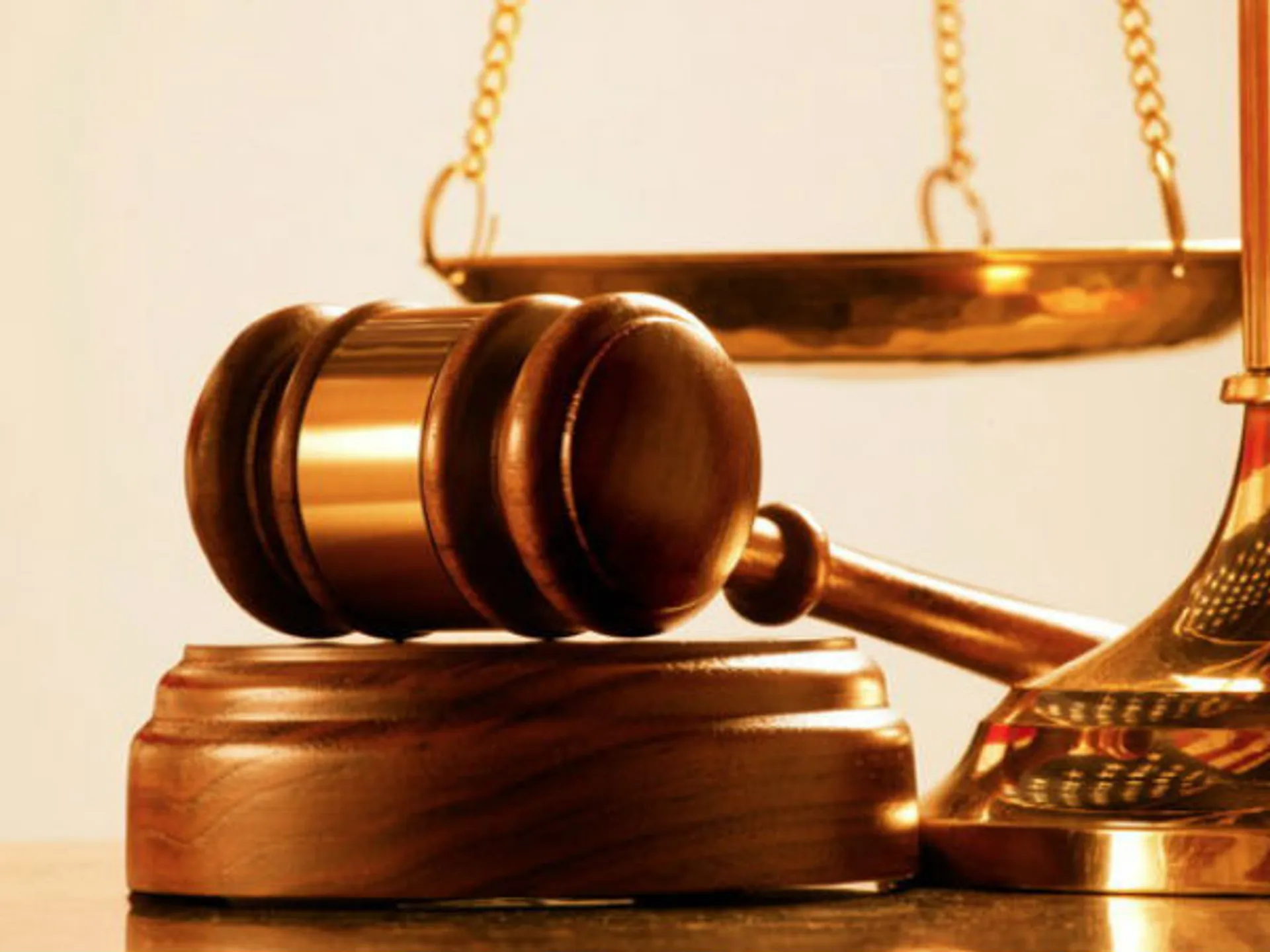 Капитал - Сотрудники Народного банка получили 9 лет тюрьмы