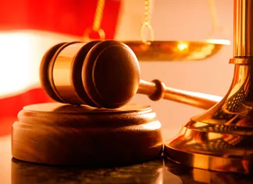 Пострадавшим от авиакомпании Sky помогут составить иски