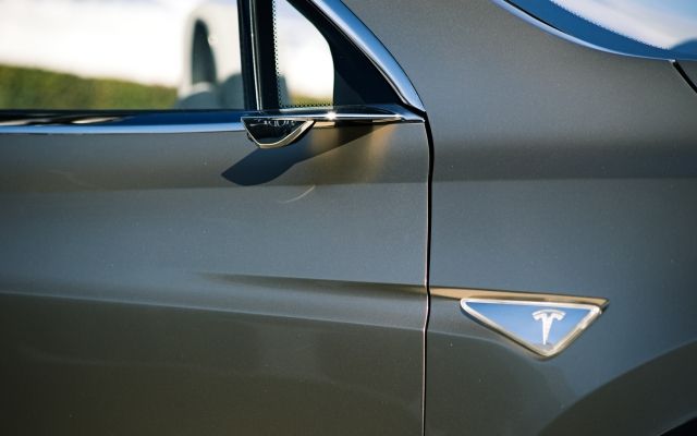 Tesla против боковых зеркал- Kapital.kz