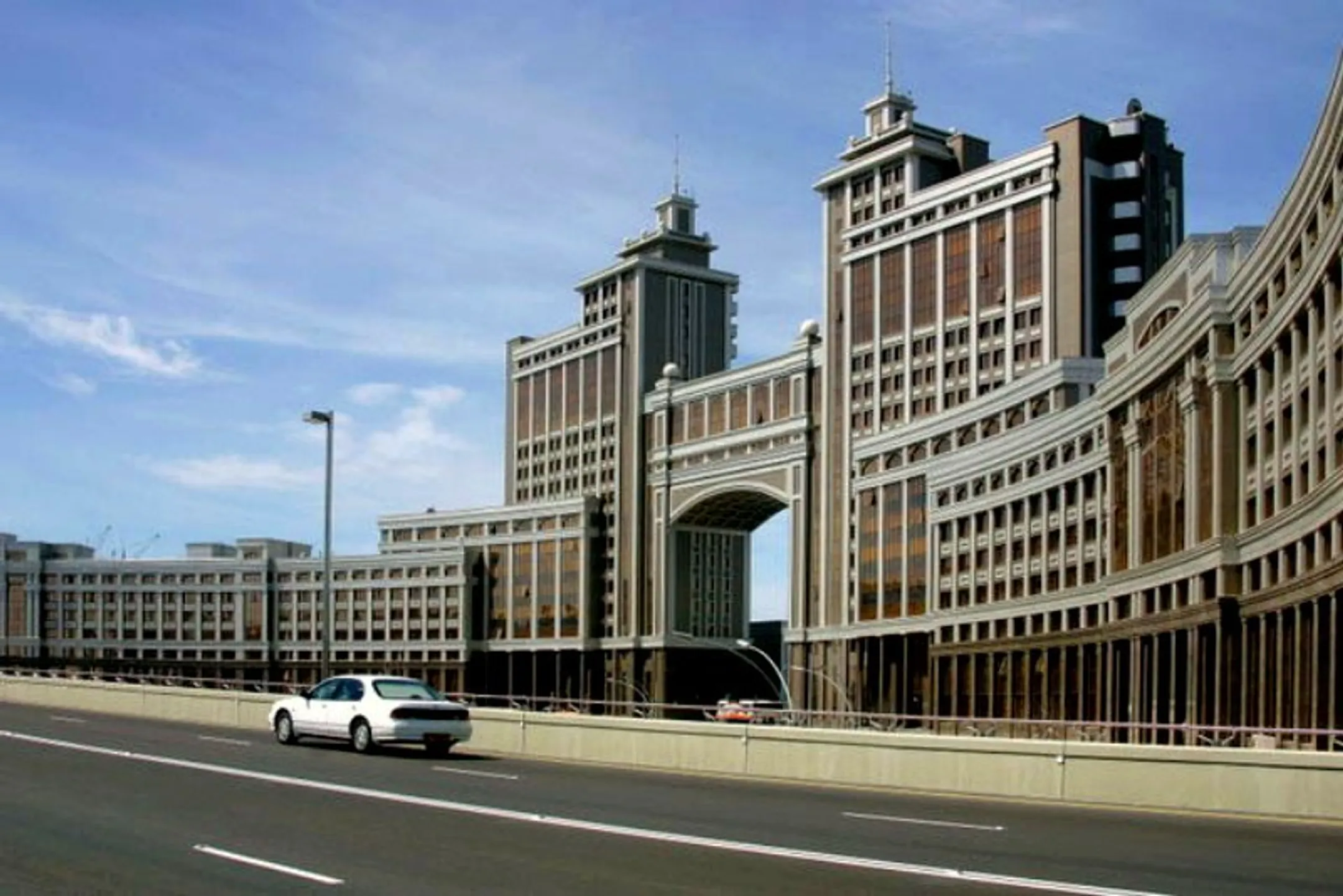 Fitch: Валовый долг КМГ может превысить целевой уровень - Image Kapital.kz