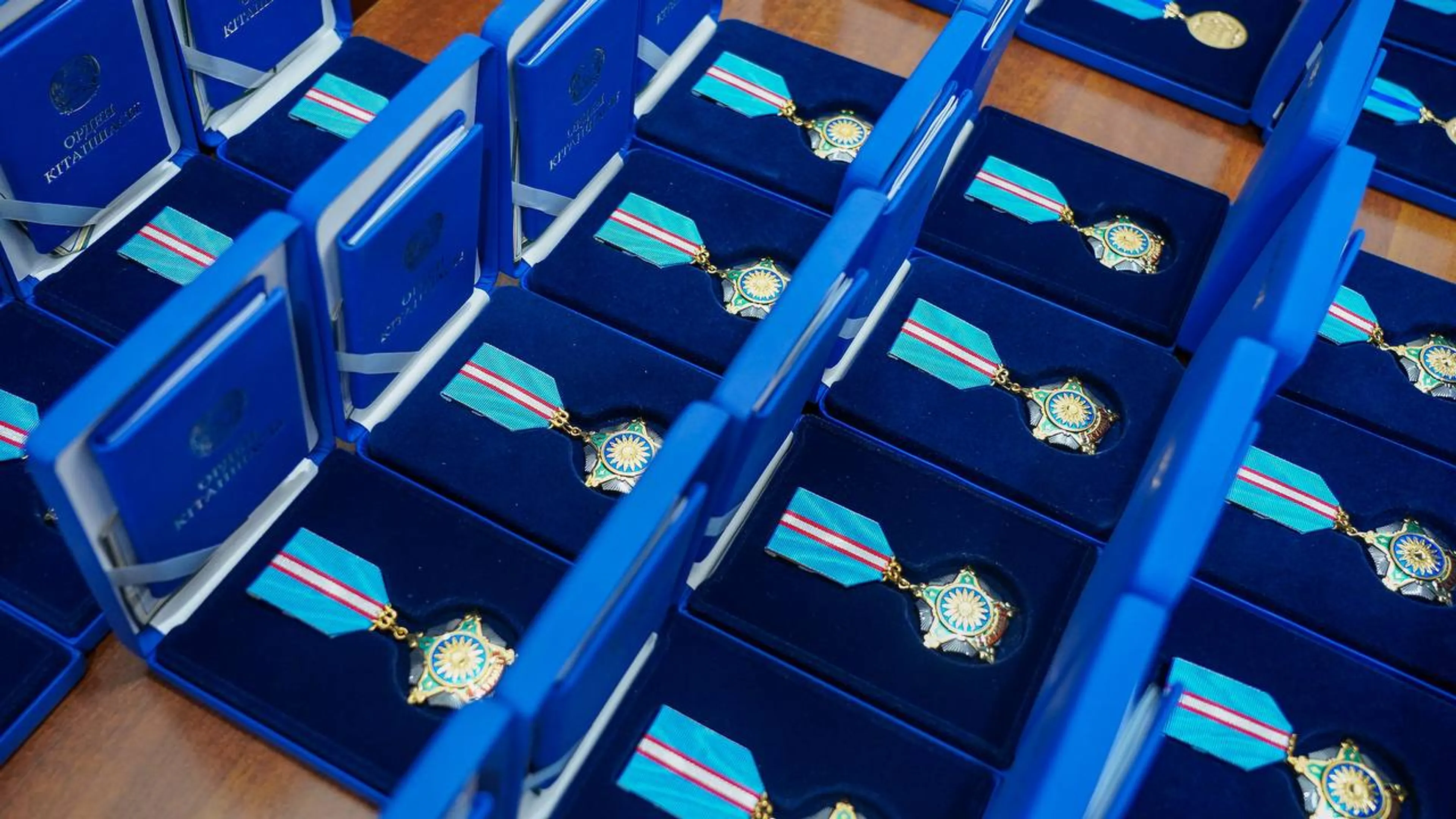 Капитал - Премьер вручил госнаграды от имени президента