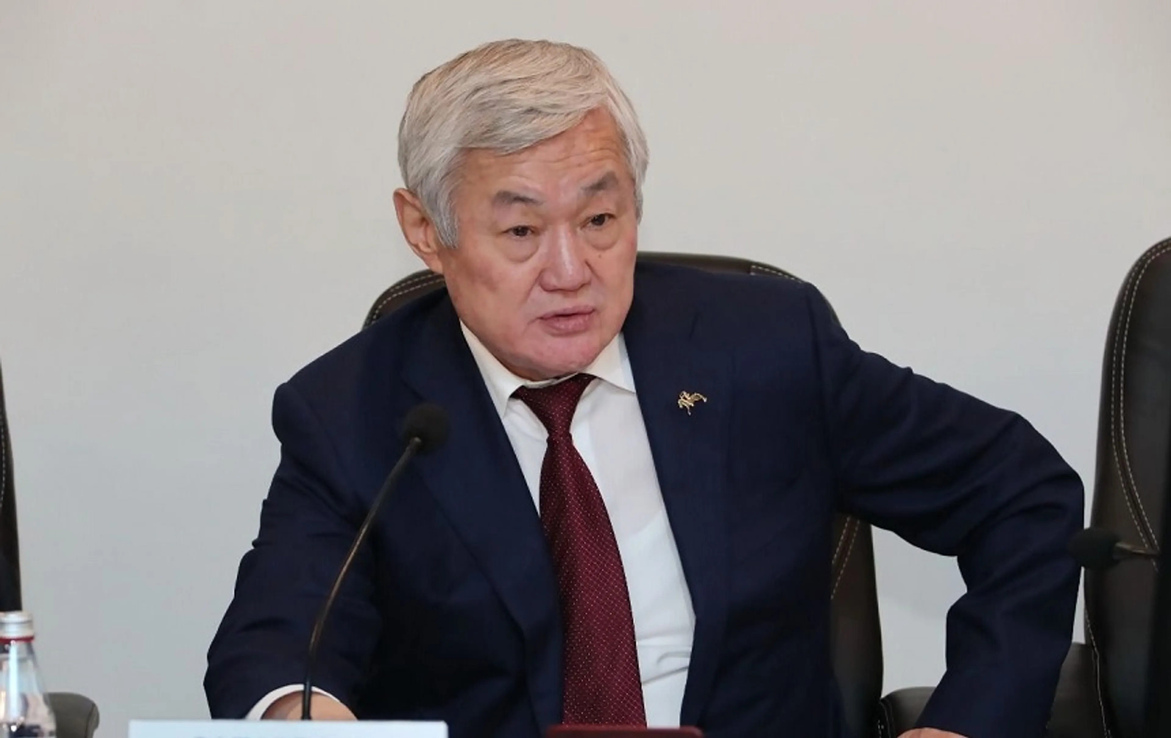 Капитал - Бердибек Сапарбаев: Конкретных результатов пока нет