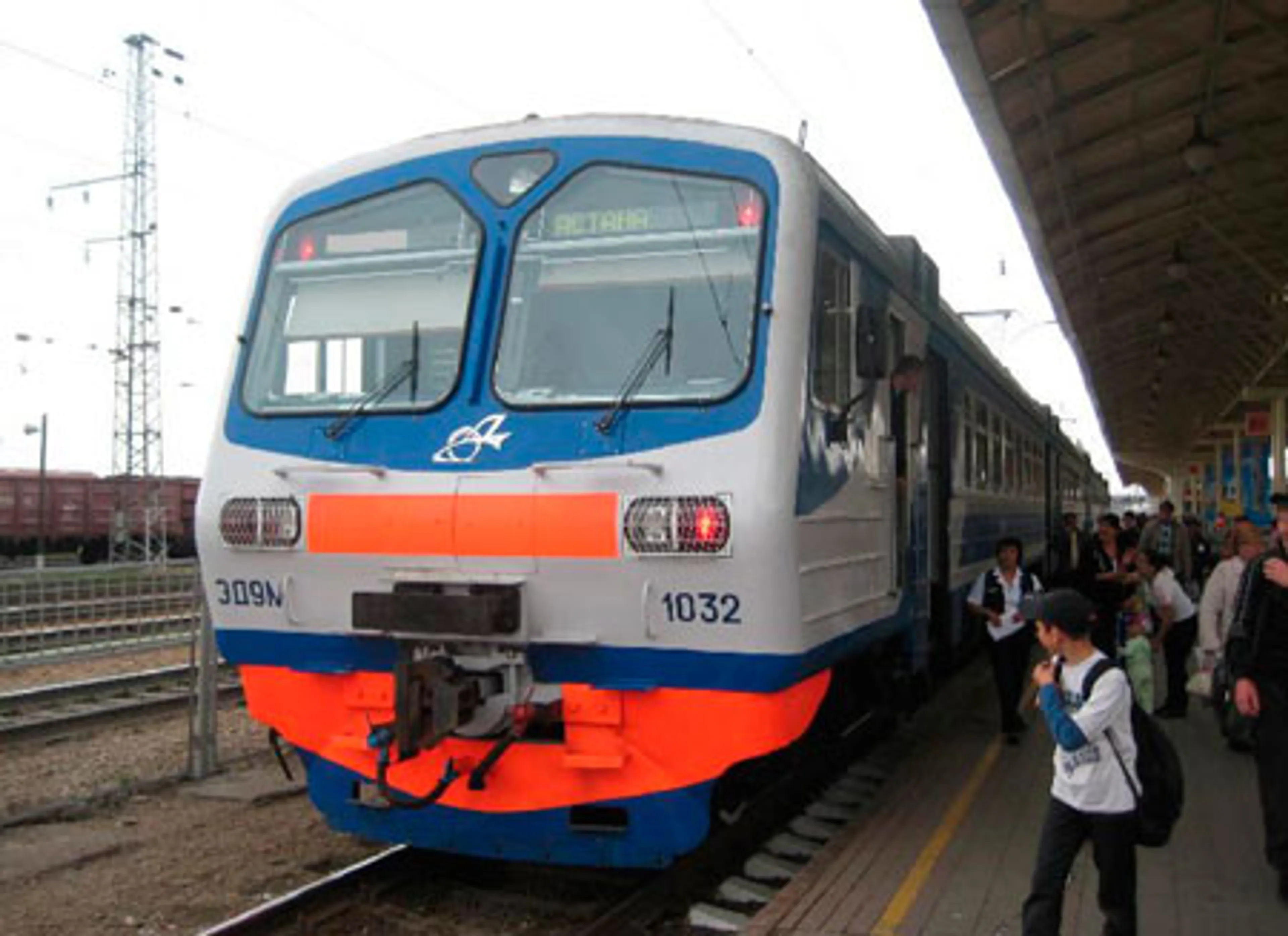 Капитал - Новый электропоезд запущен между Астаной и Павлодаром