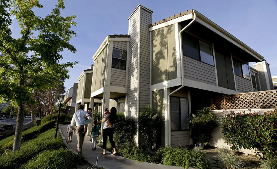 Капитал - Как замедлить ФРС?