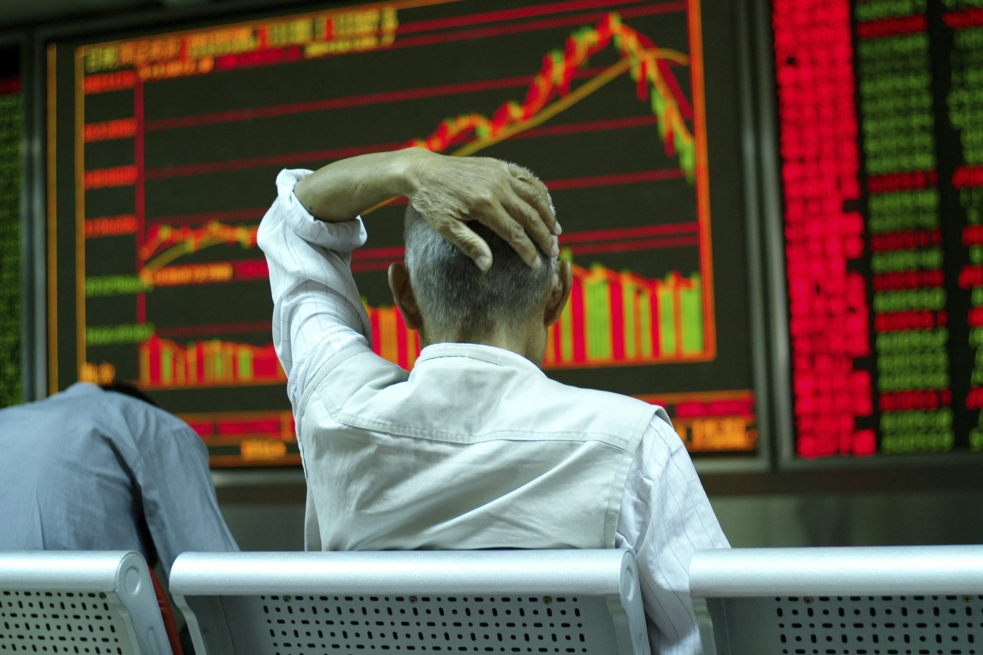 Капитал - Катарские фондовые индексы рухнули на фоне разрыва дипотношений