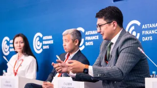 Капитал - Есть ли место наличным в Казахстане?