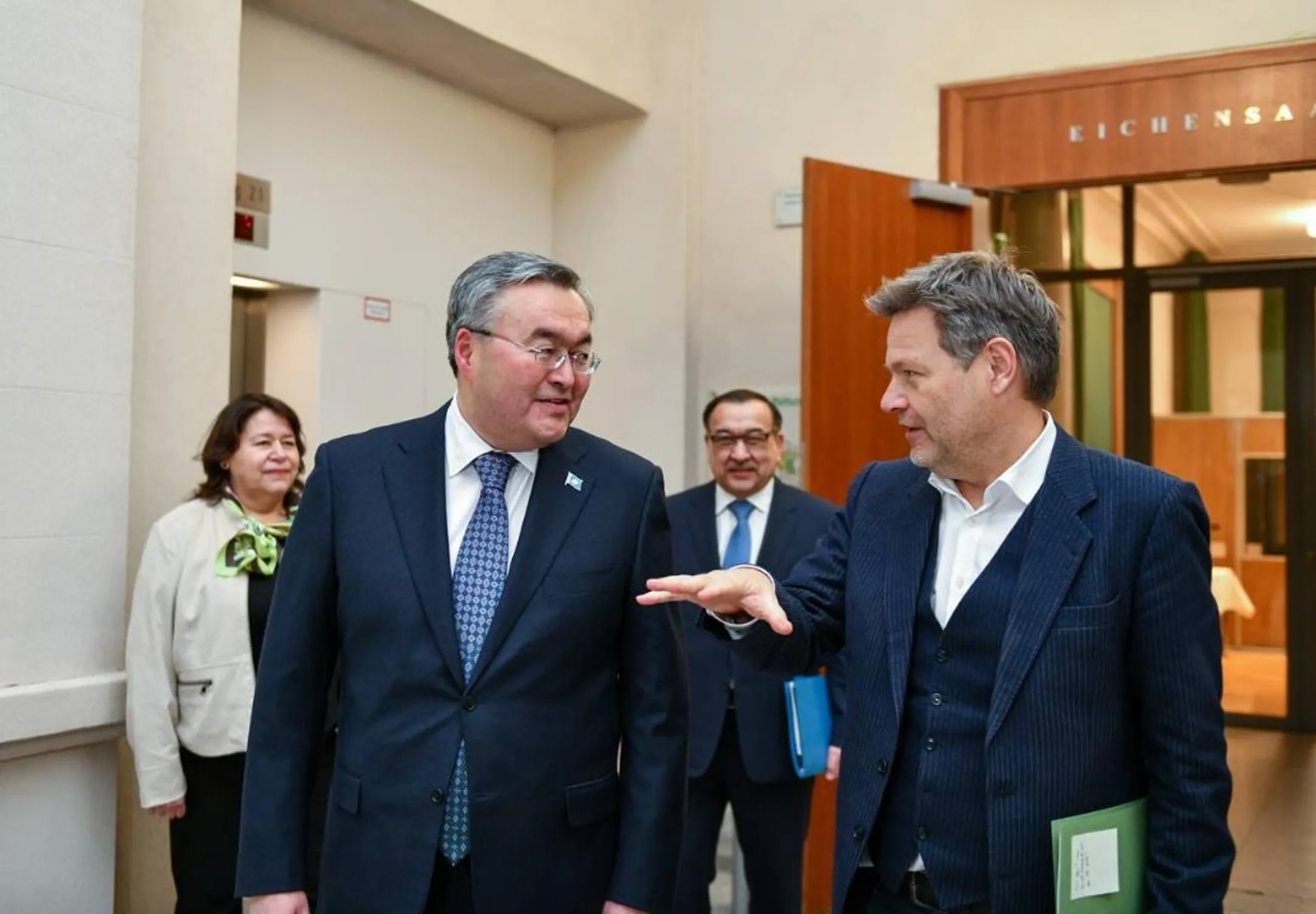 Возможность реализации проектов с инвесторами из Германии обсудил глава МИД - Image Kapital.kz