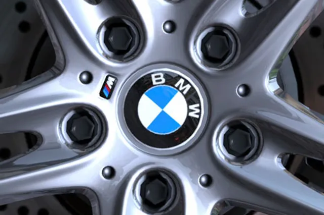 BMW опубликовала детали о новом X5 M50d