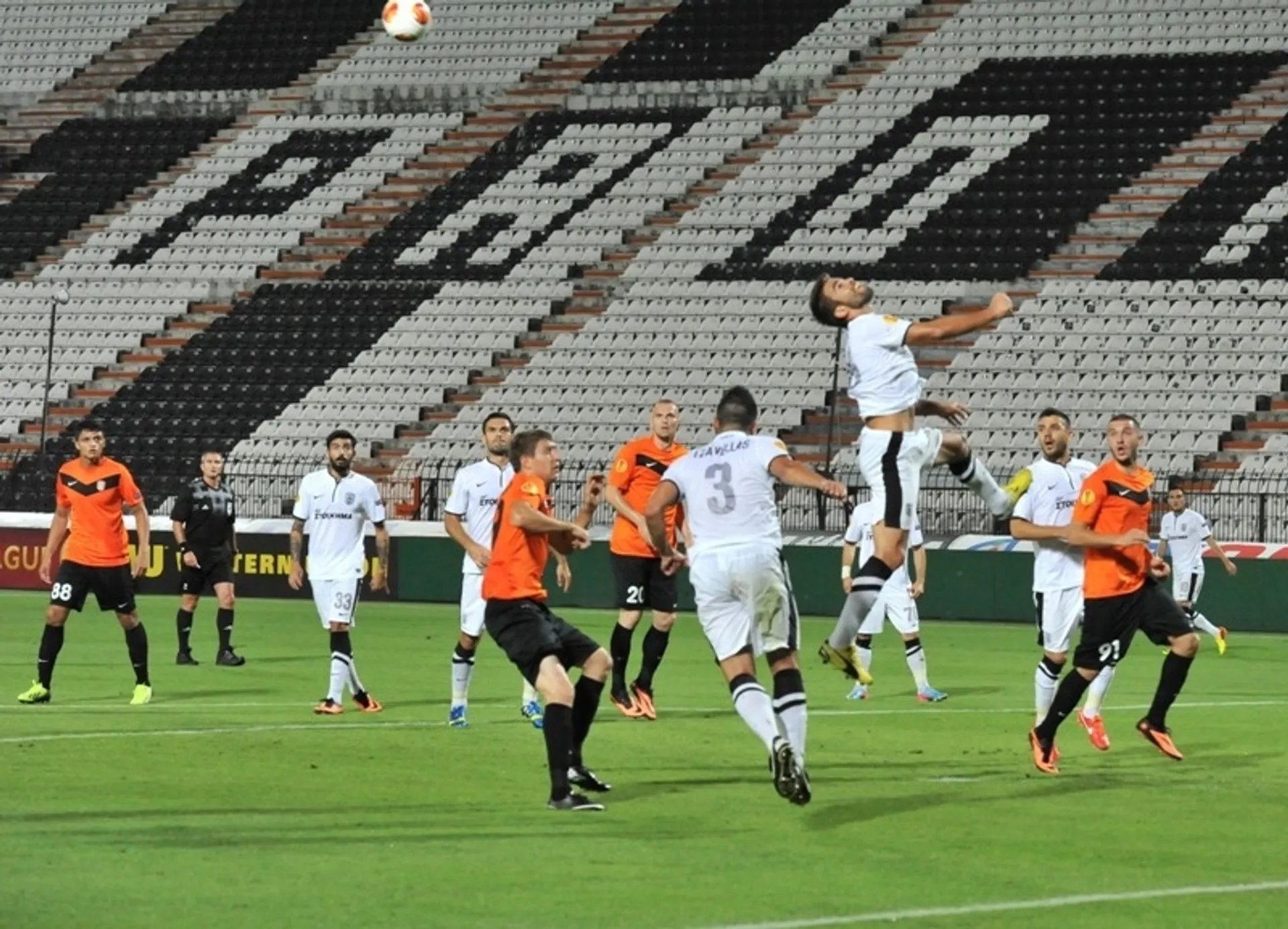 Капитал - «Шахтер» уступил в Греции на последних минутах